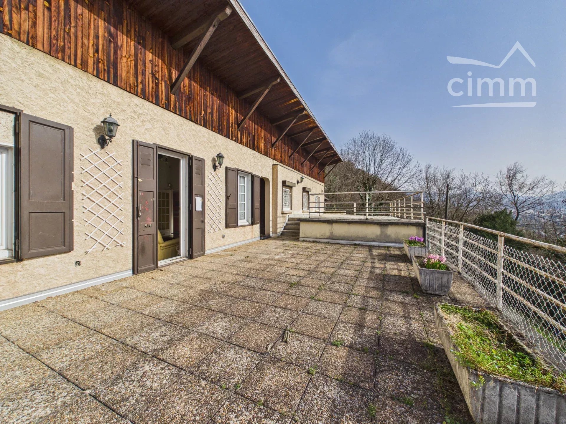 Agence immobilière de 
