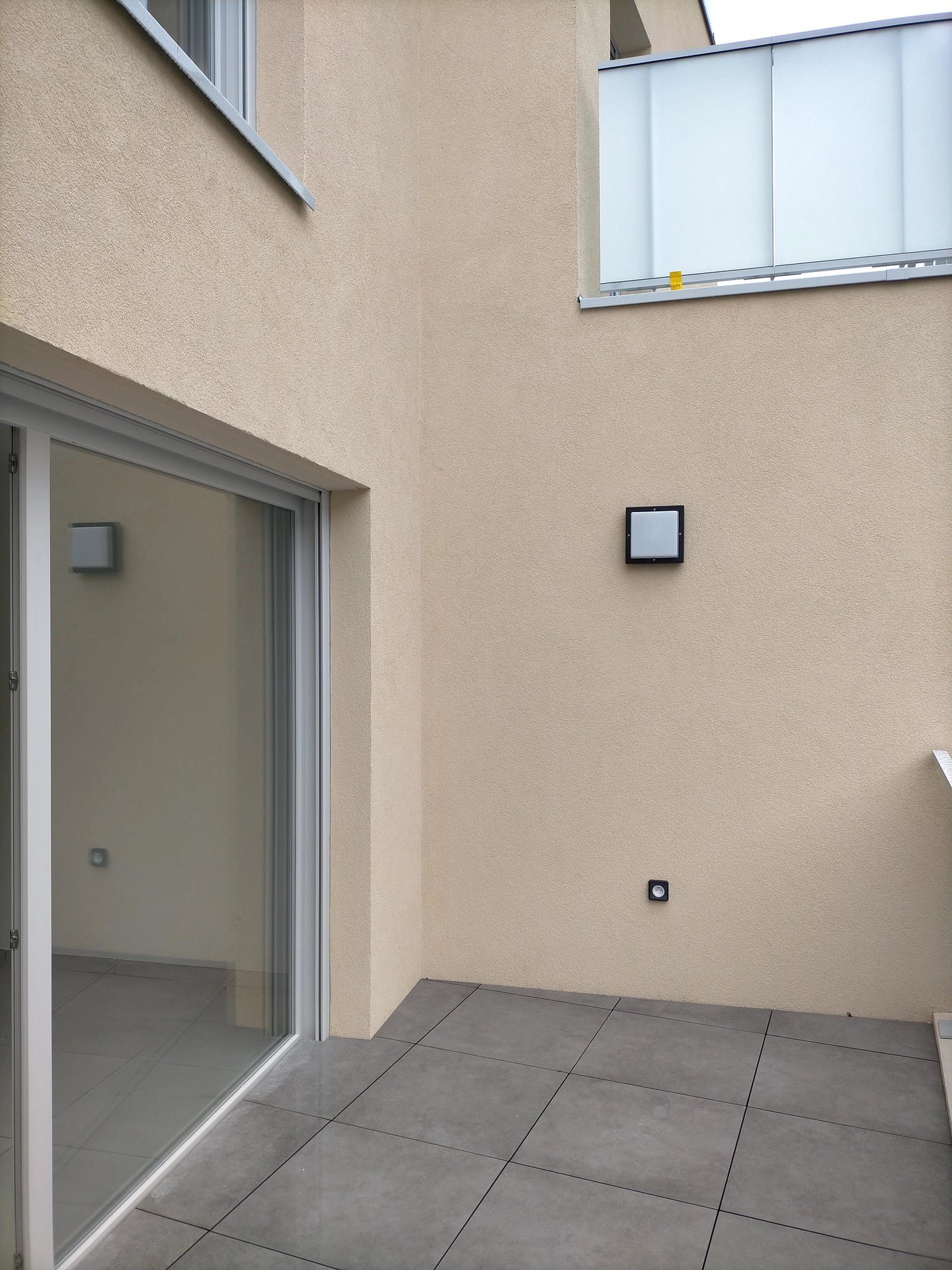 4562928 Location Villeurbanne