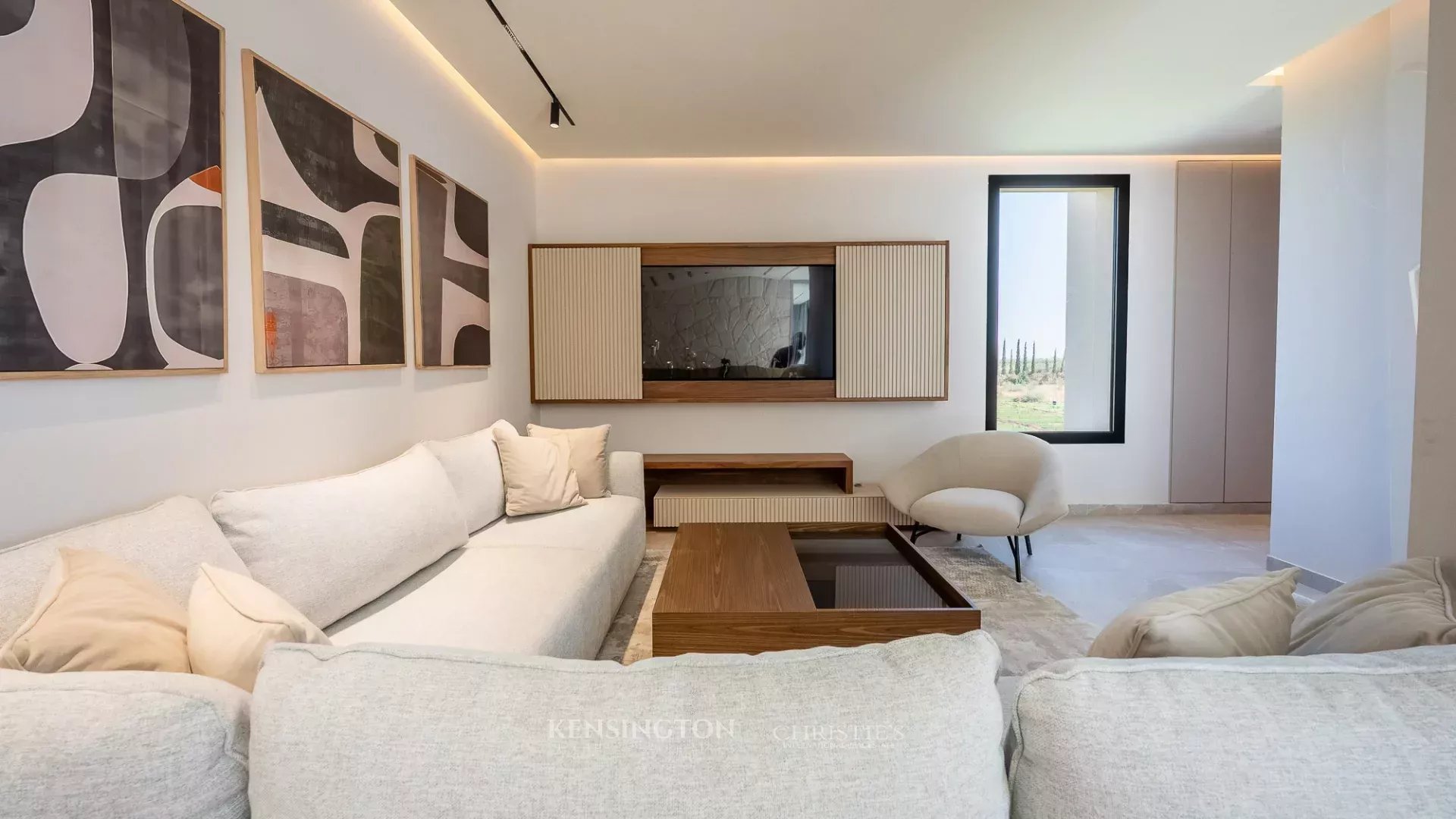 5 Bedroom Villa/Townhouse's Image 20