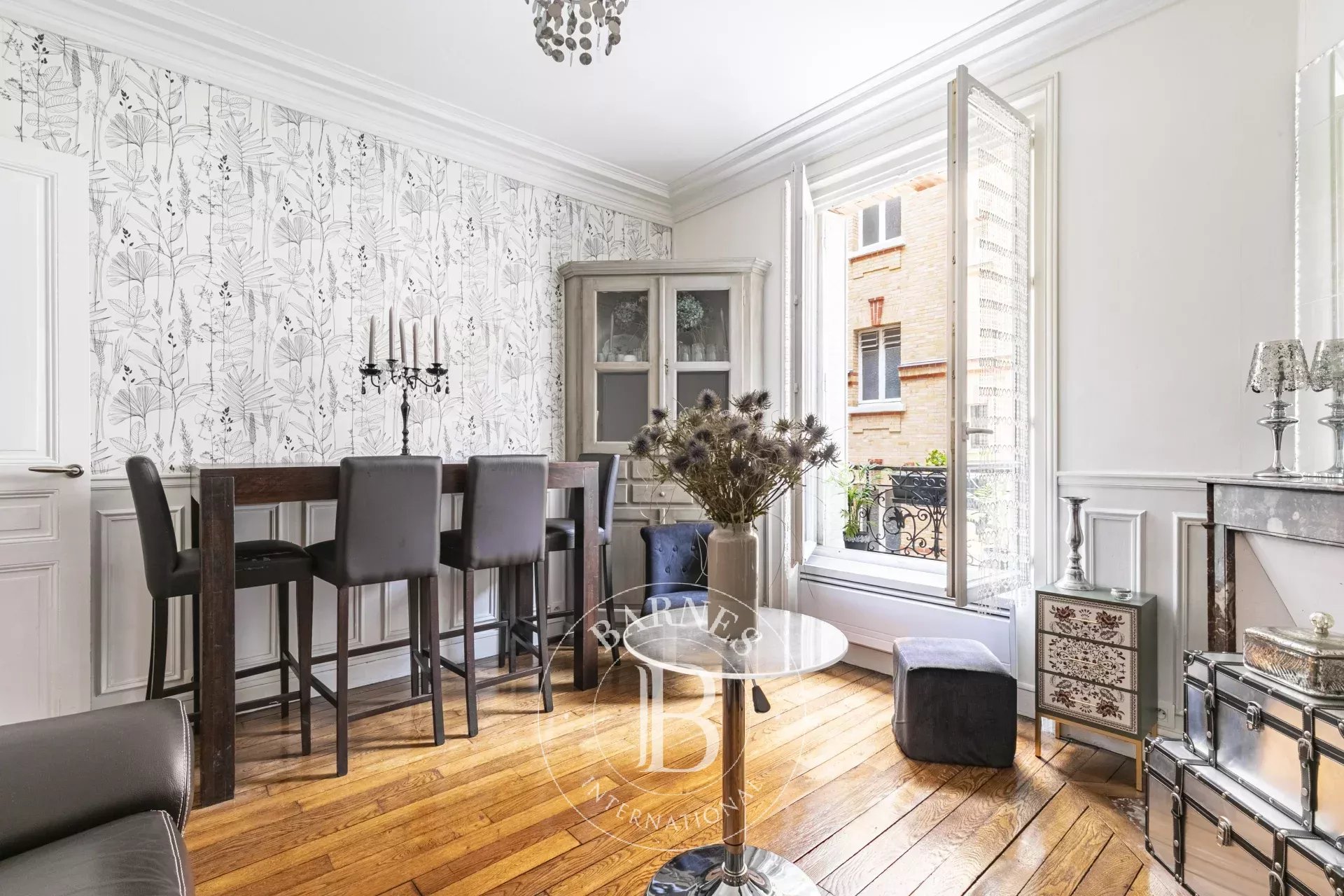 Appartement Paris 75015  -  ref 87119661 (picture 2)