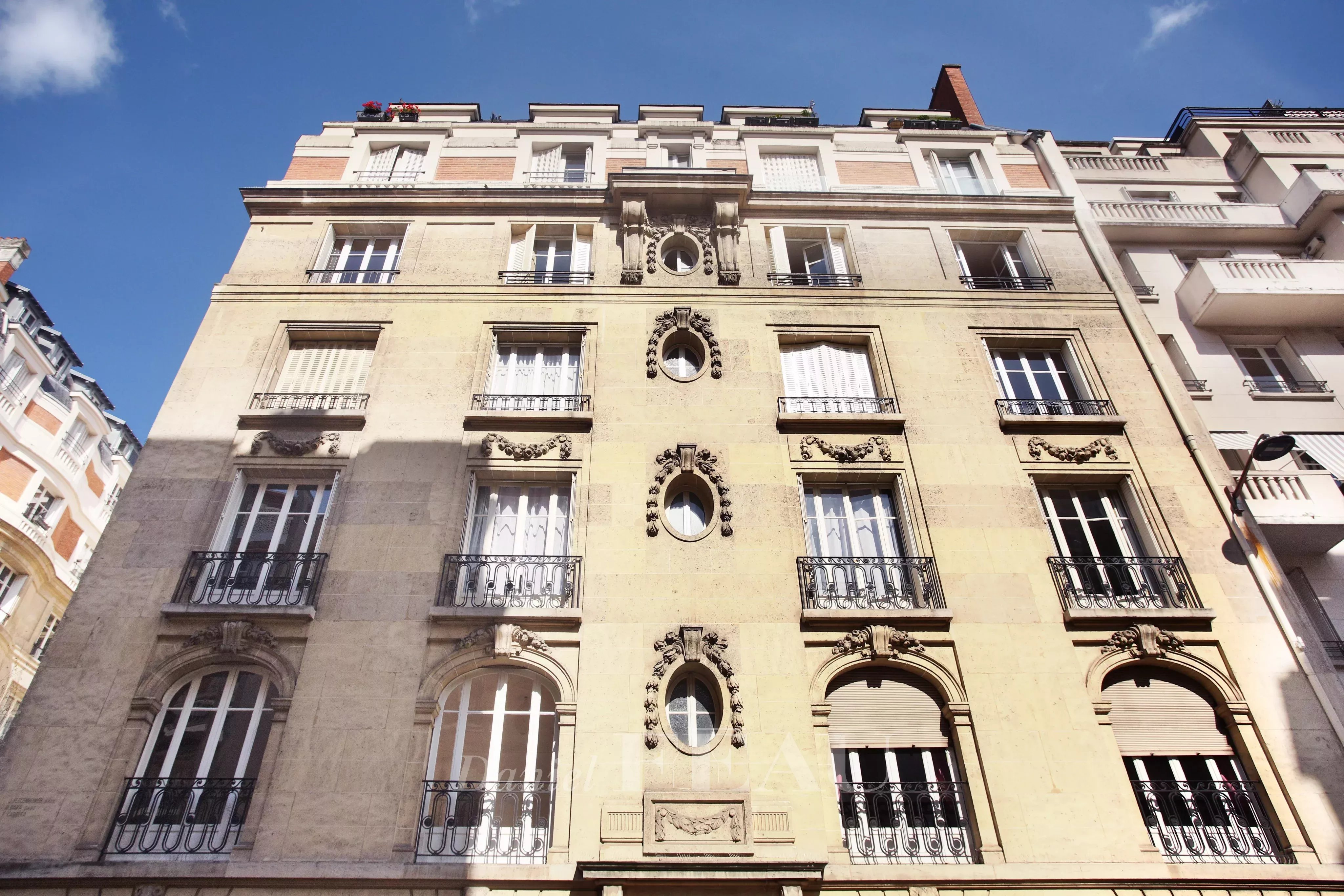 Rental Apartment Paris 16th