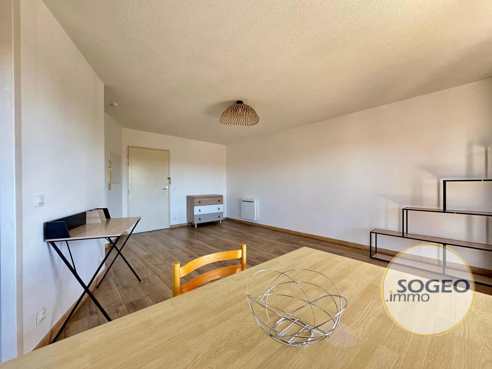 Appartement T2 meublé, balcon