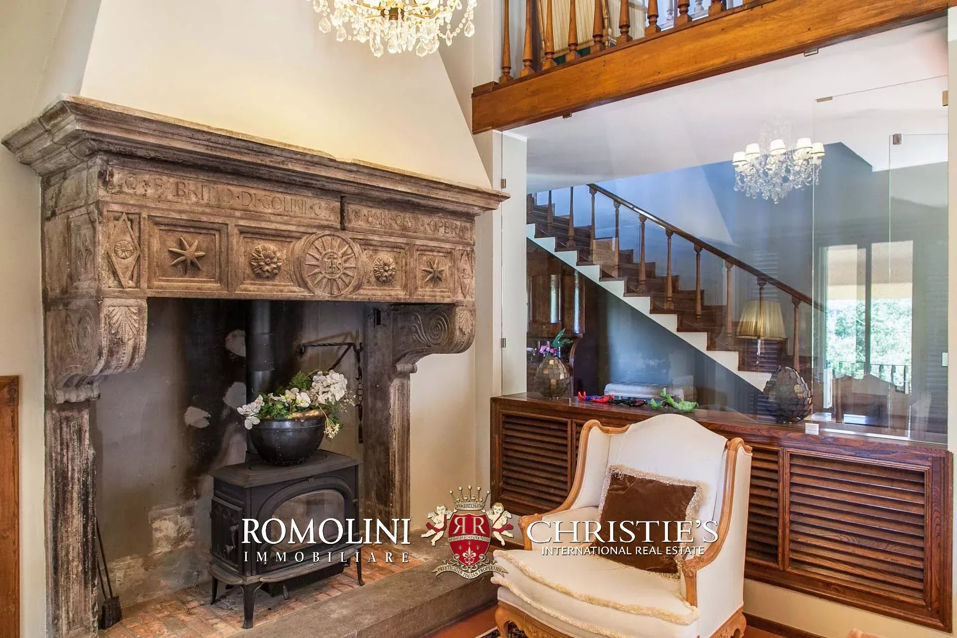 5 Bedroom Villa/Townhouse's Image 36