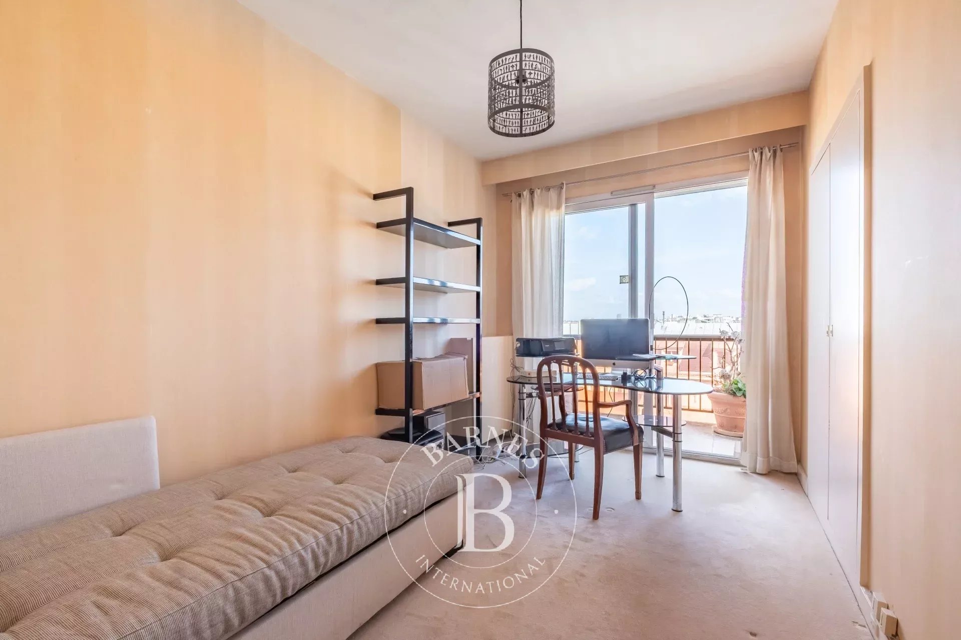 Paris  - Apartment 3 Bedrooms - picture 18