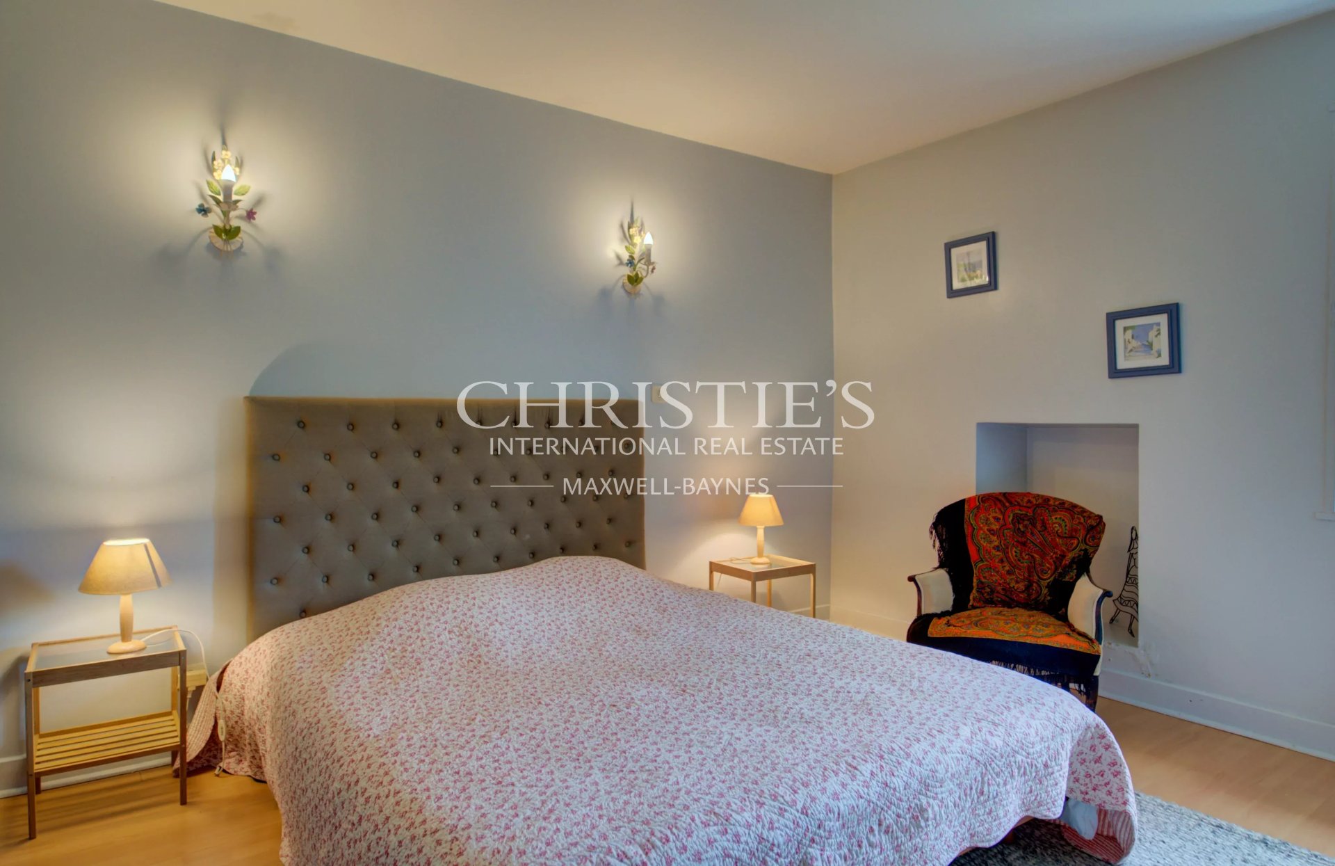 11 Bedroom Chateau's Image 27
