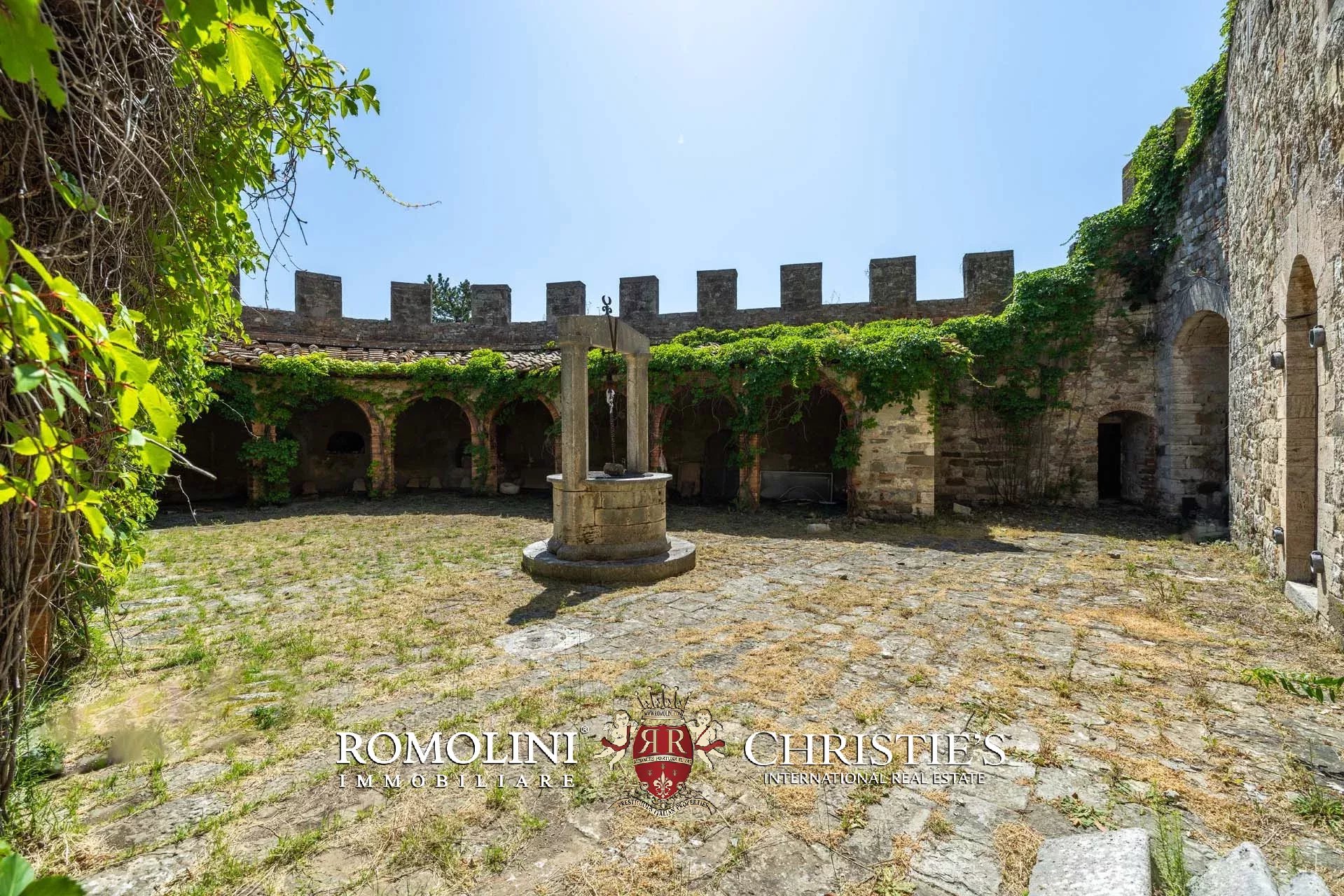 37 Bedroom Chateau's Image 37