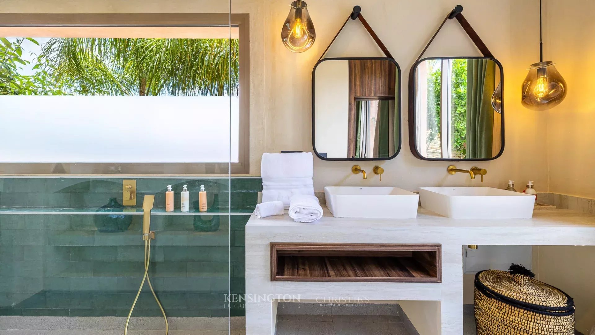 5 Bedroom Villa/Townhouse's Image 48