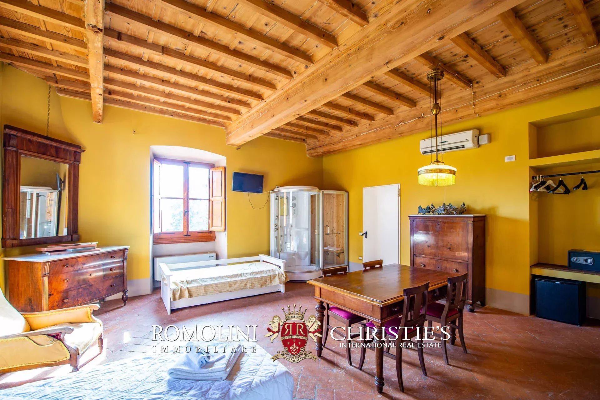22 Bedroom Villa/Townhouse's Image 28