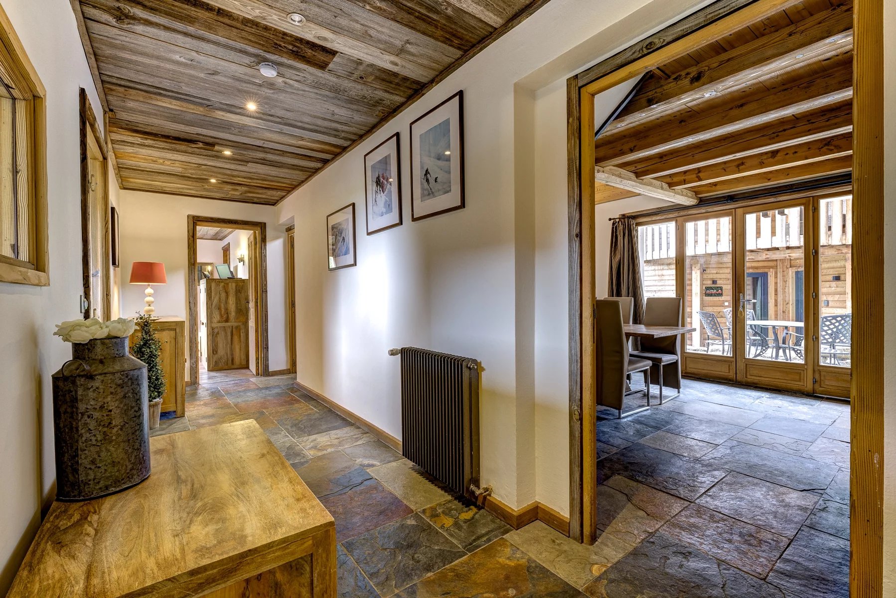 Photo of MORZINE - Chalet with 7 bedrooms in Morzine