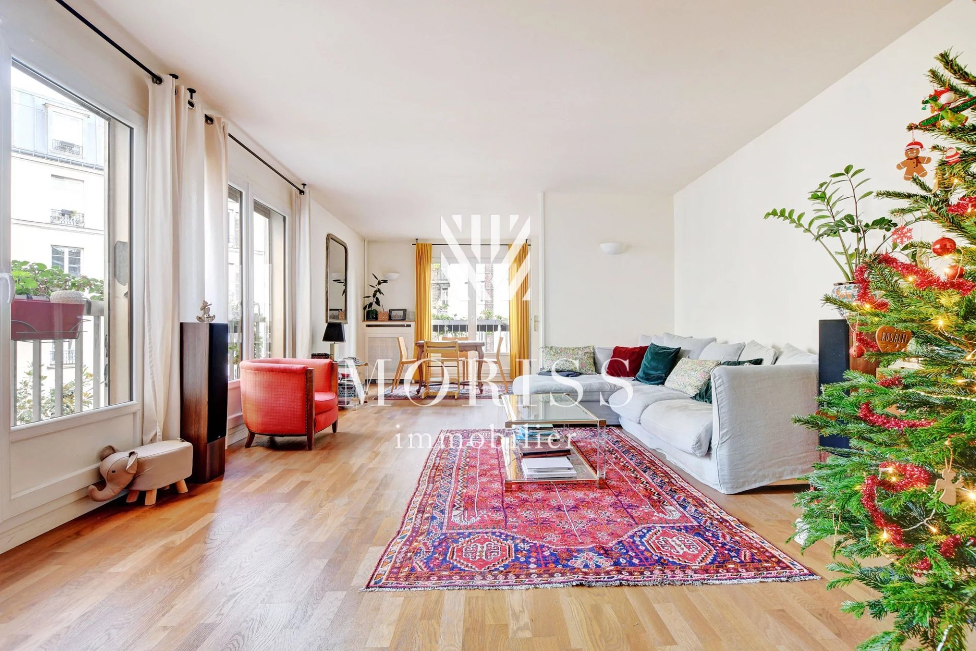 APPARTEMENT 5 PIÈCES COUP DE COEUR - 75018 PARIS - Image Array