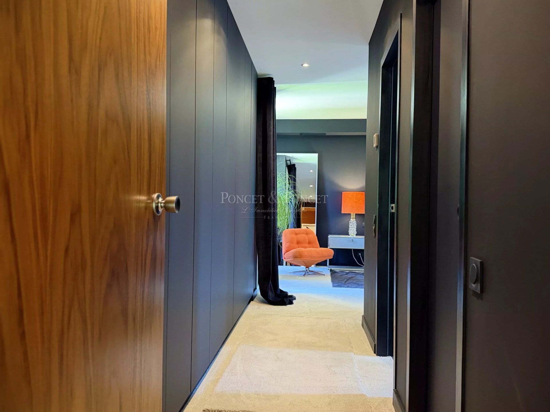 5 Bedroom Villa/Townhouse's Image 21