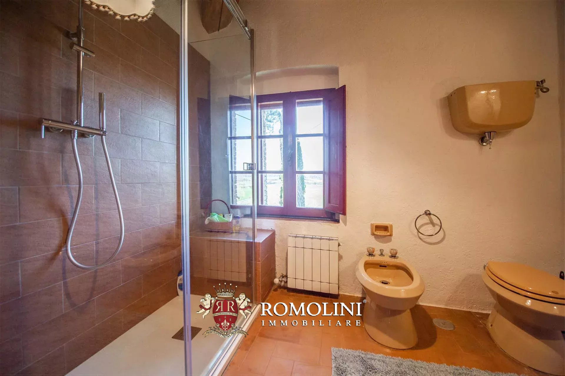 5 Bedroom Villa/Townhouse's Image 36