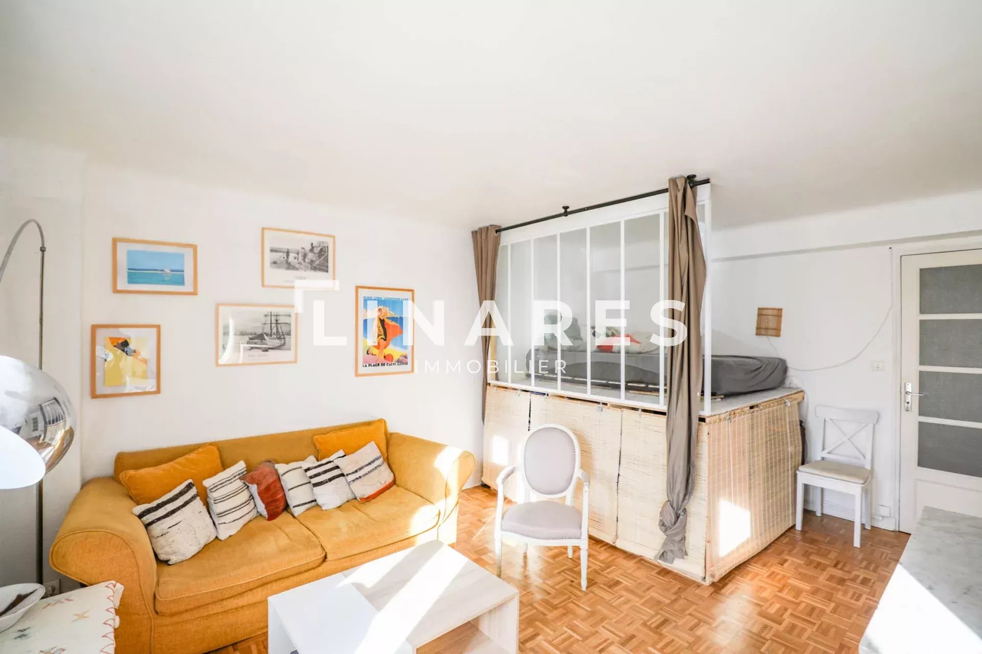 LE PANIER D'ARTISTE - Studio Meublé de 33 m2 + Balcon - 13002 Marseille