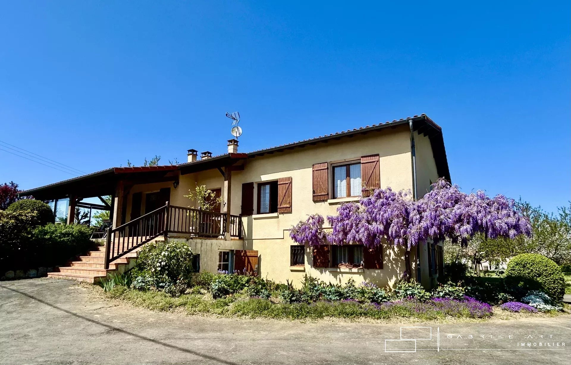 Agence immobilière de 