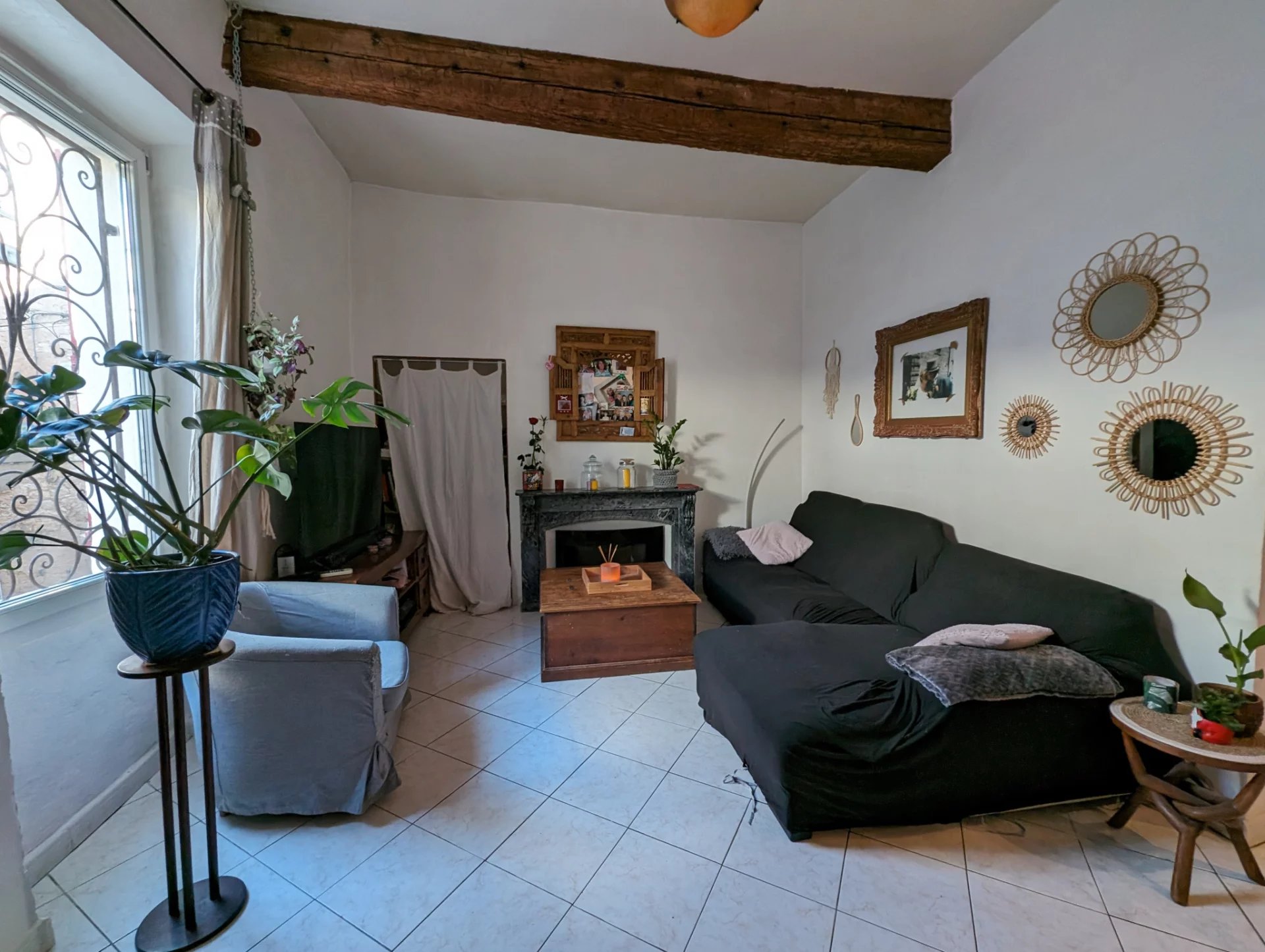 A VENDRE - PUISSERGUIER - MAISON DE VILLAGE T5 DE 120 M2 AVE