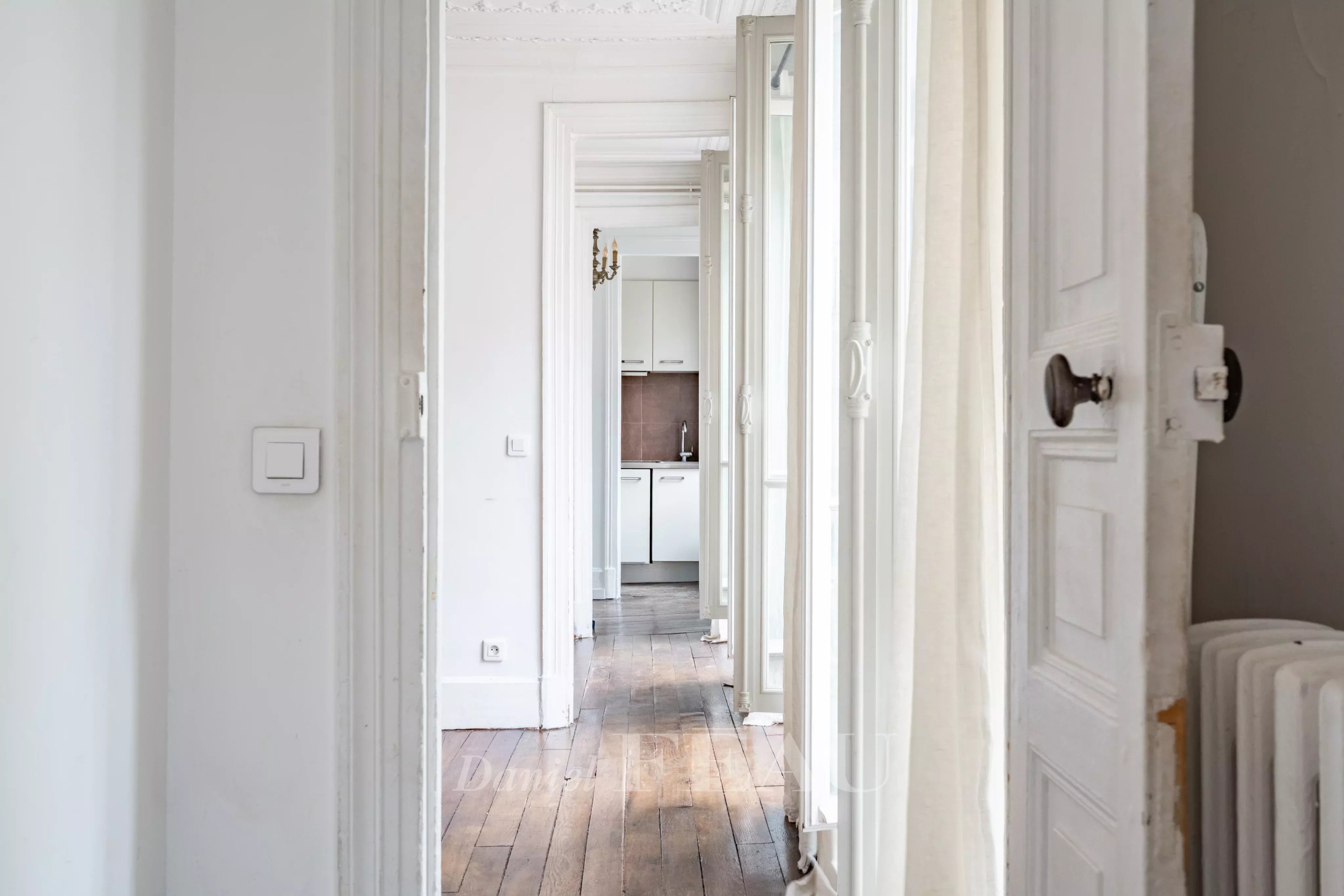 Sale Apartment Paris 4th