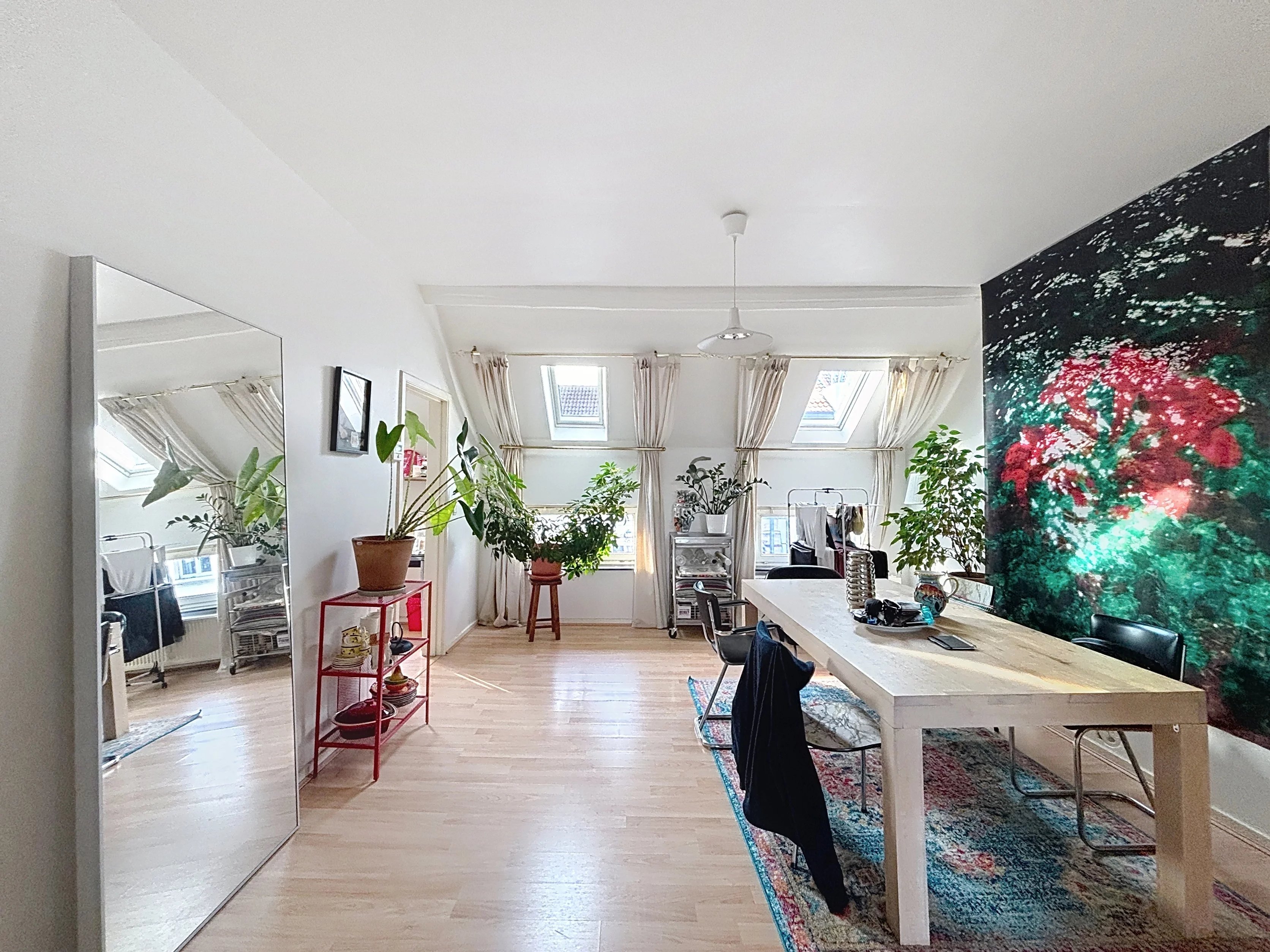 Grande et élégante maison Bruxelloise avec maison arrière