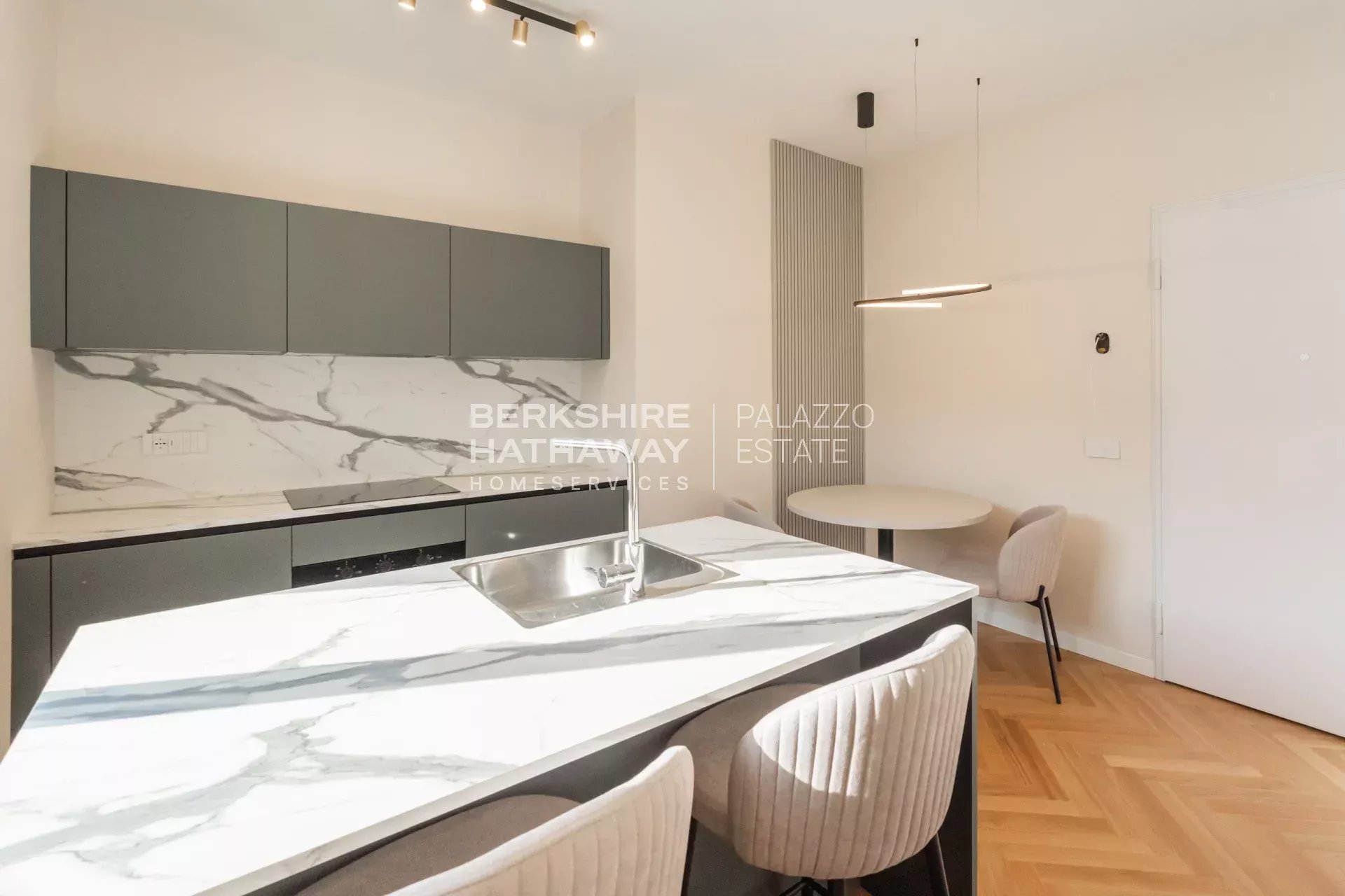 Apartment in Como - Image 3