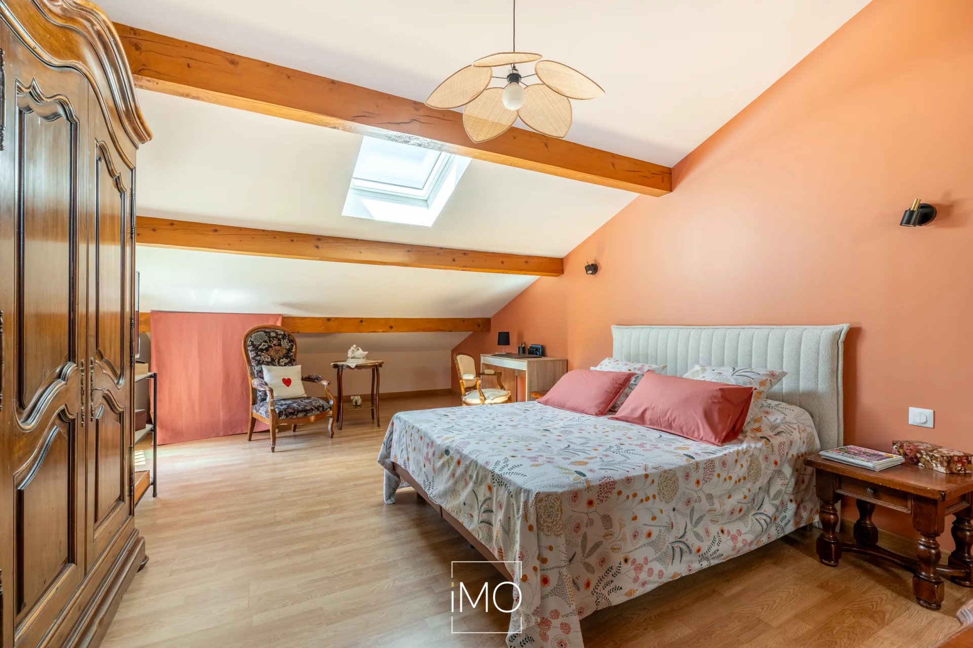 Maison de 174 m² avec garage et piscine - Chasselay 69380