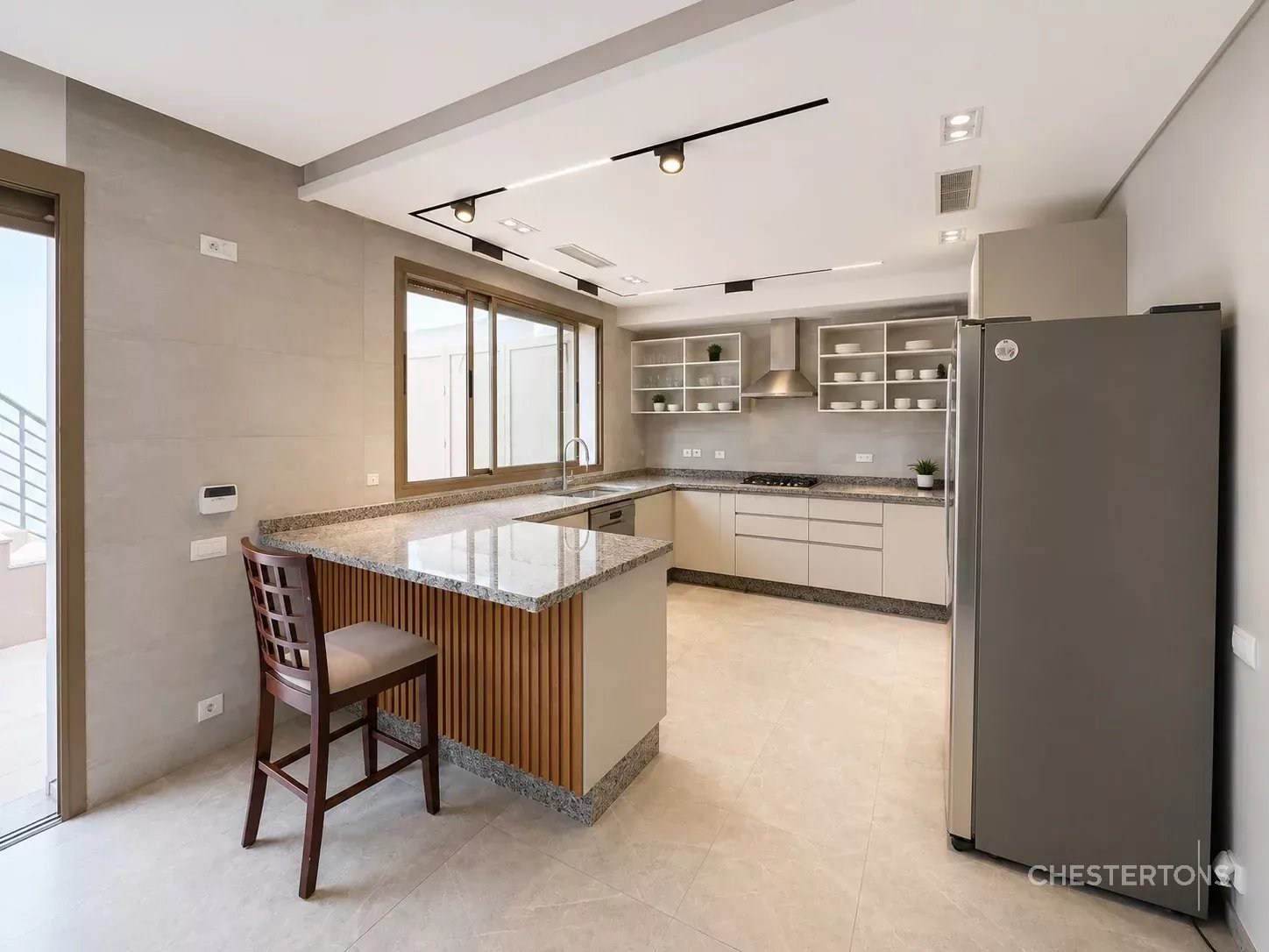 Image of Villa - 5 Bedrooms - 4 Bathrooms for Rental in Skhirat-Témara-El Harhoura-Morocco, Image 4