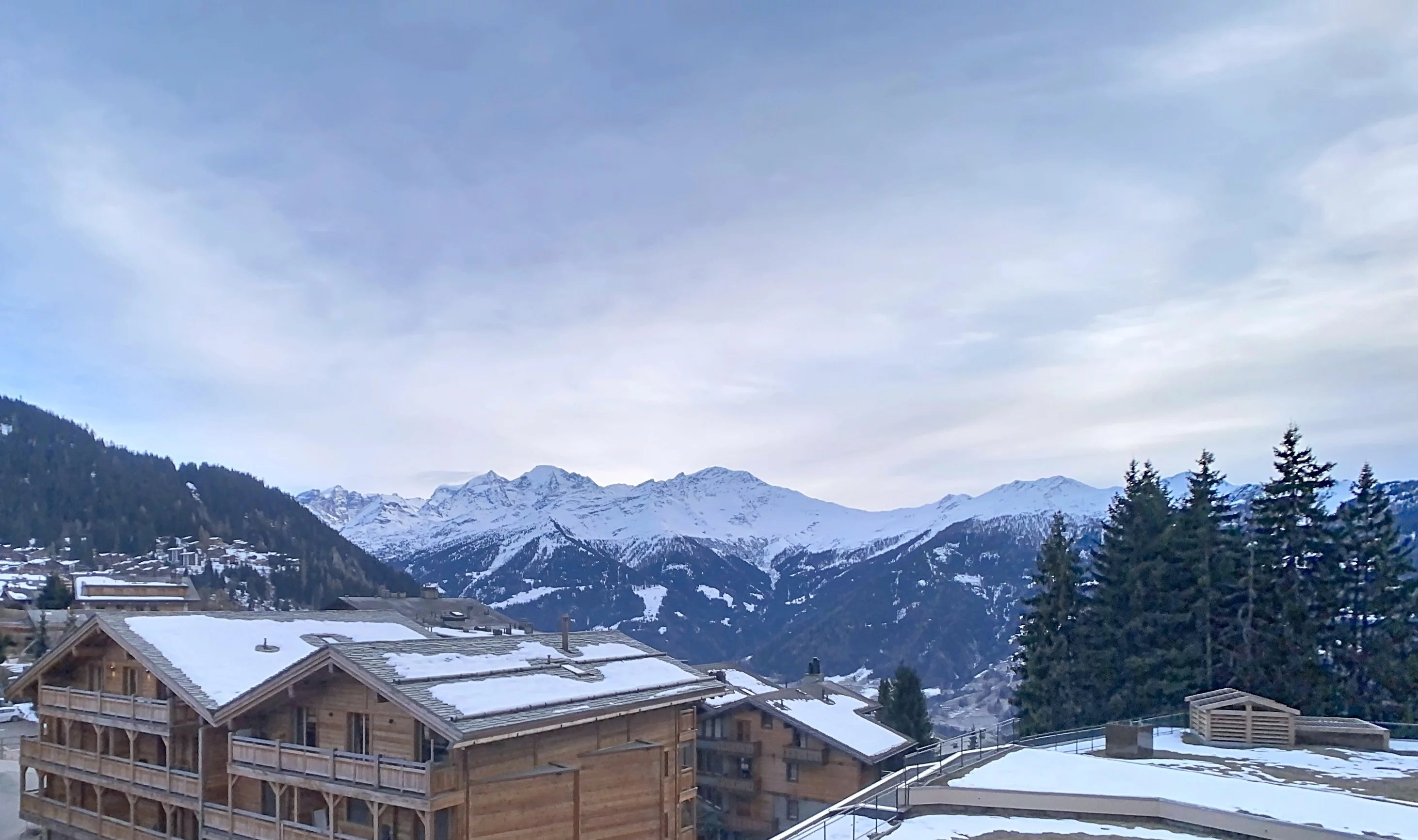 Superb grand studio en plein centre!!