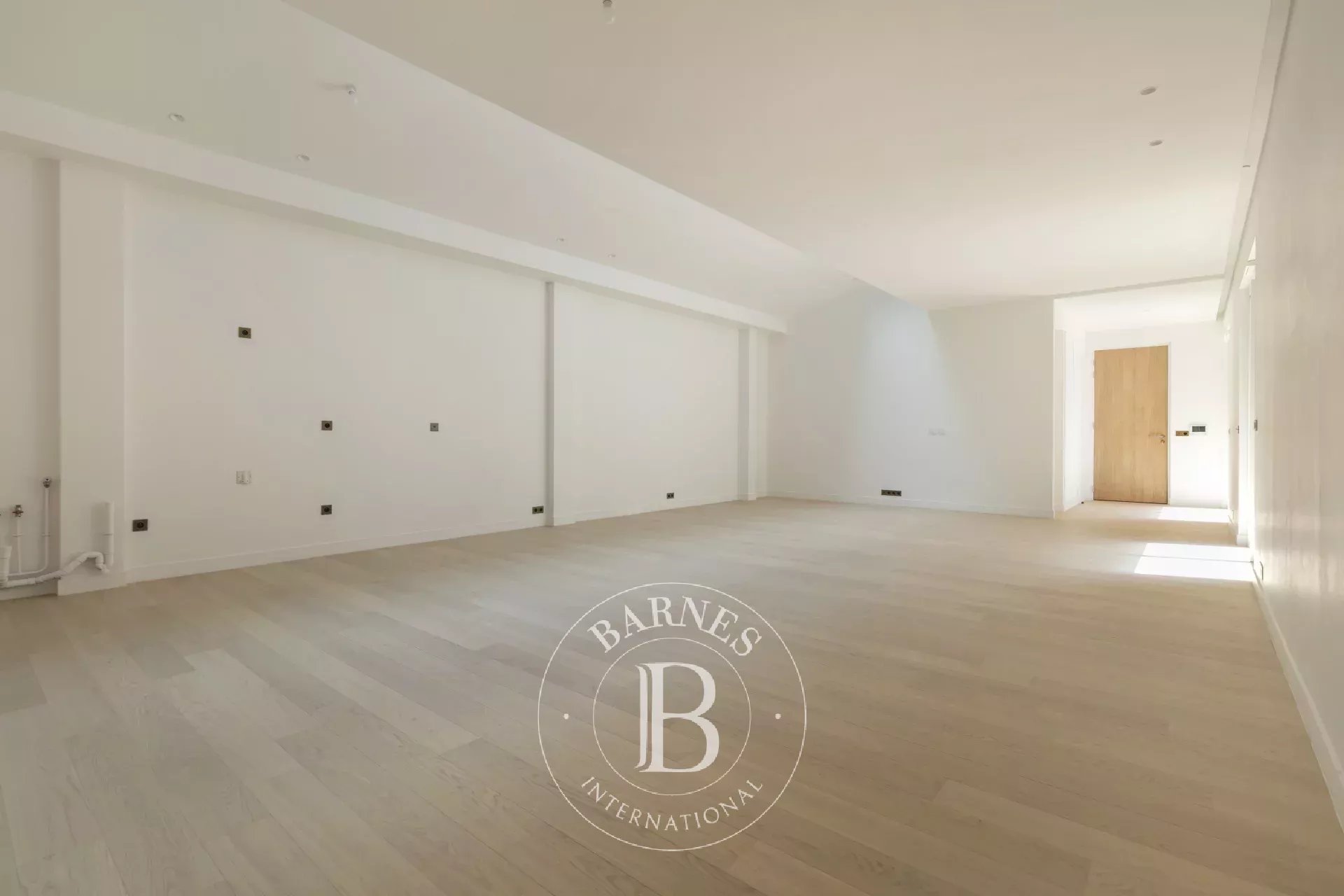 Daire Paris 8ème - picture 7