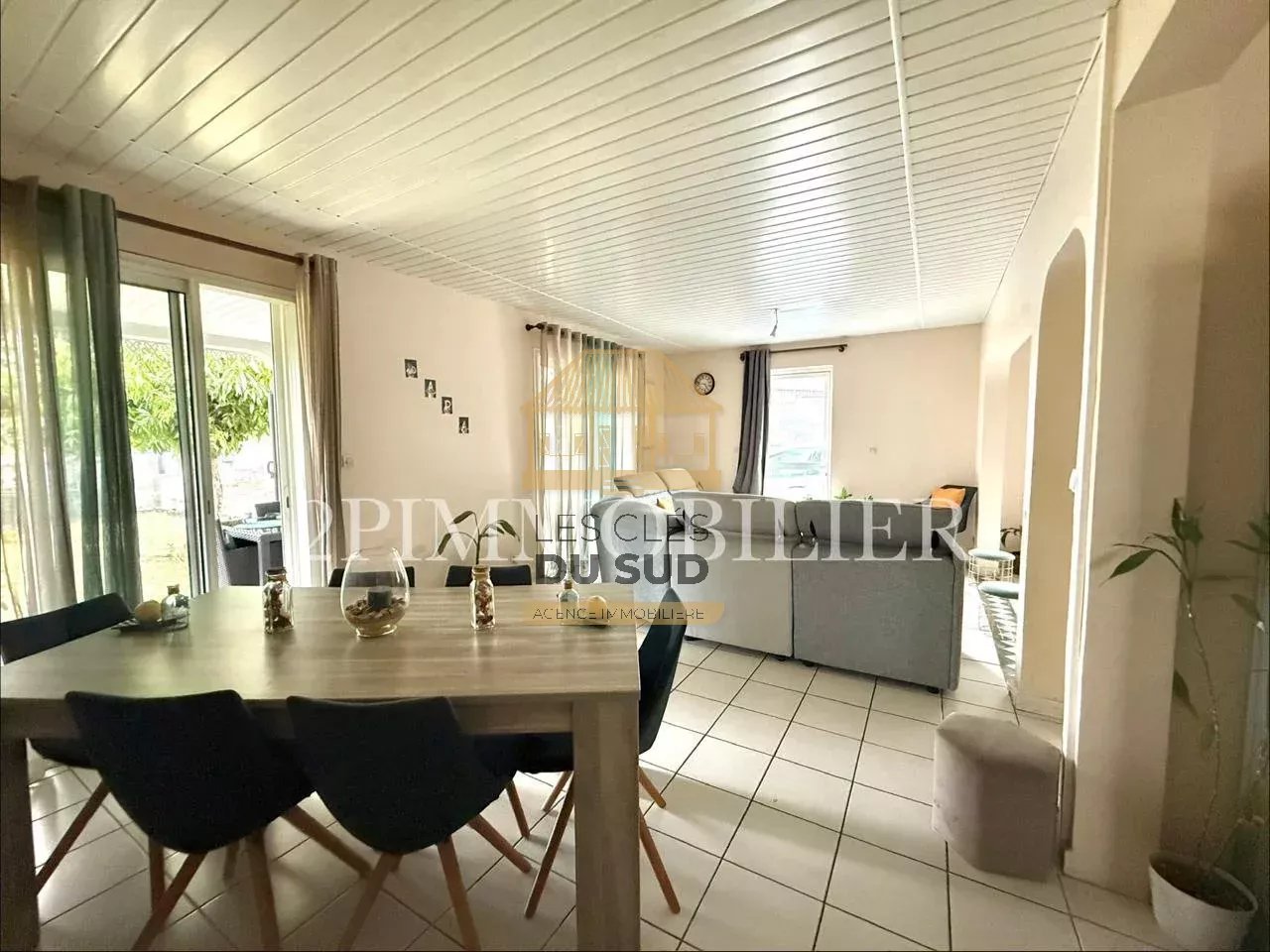A VENDRE - UNE MAISON DE TYPE T4 DE 90 M2 ENVIRON - SAINT-PHILIPPE - 180 000 €
