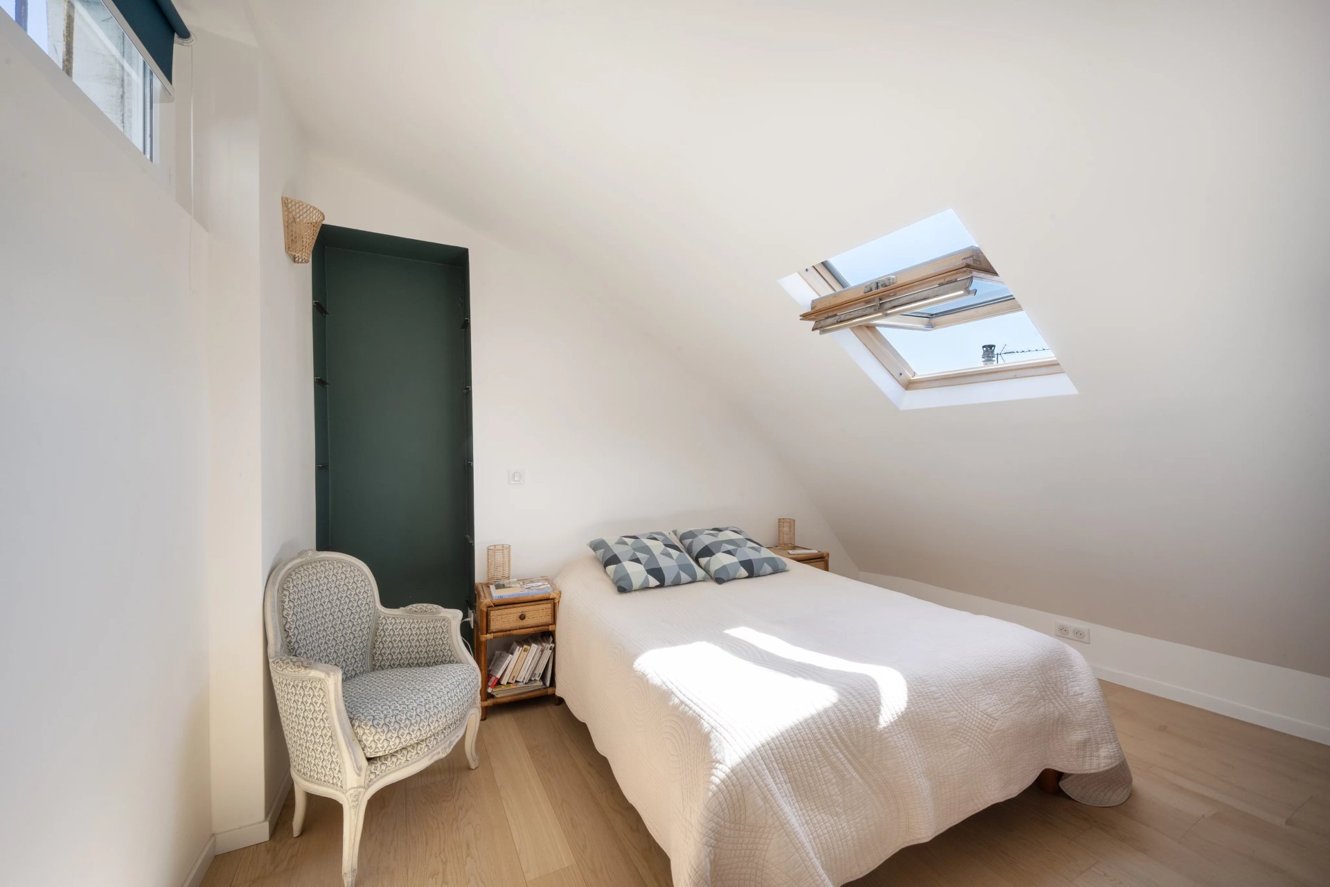 3 Bedroom Apartment/Flat's Image 5