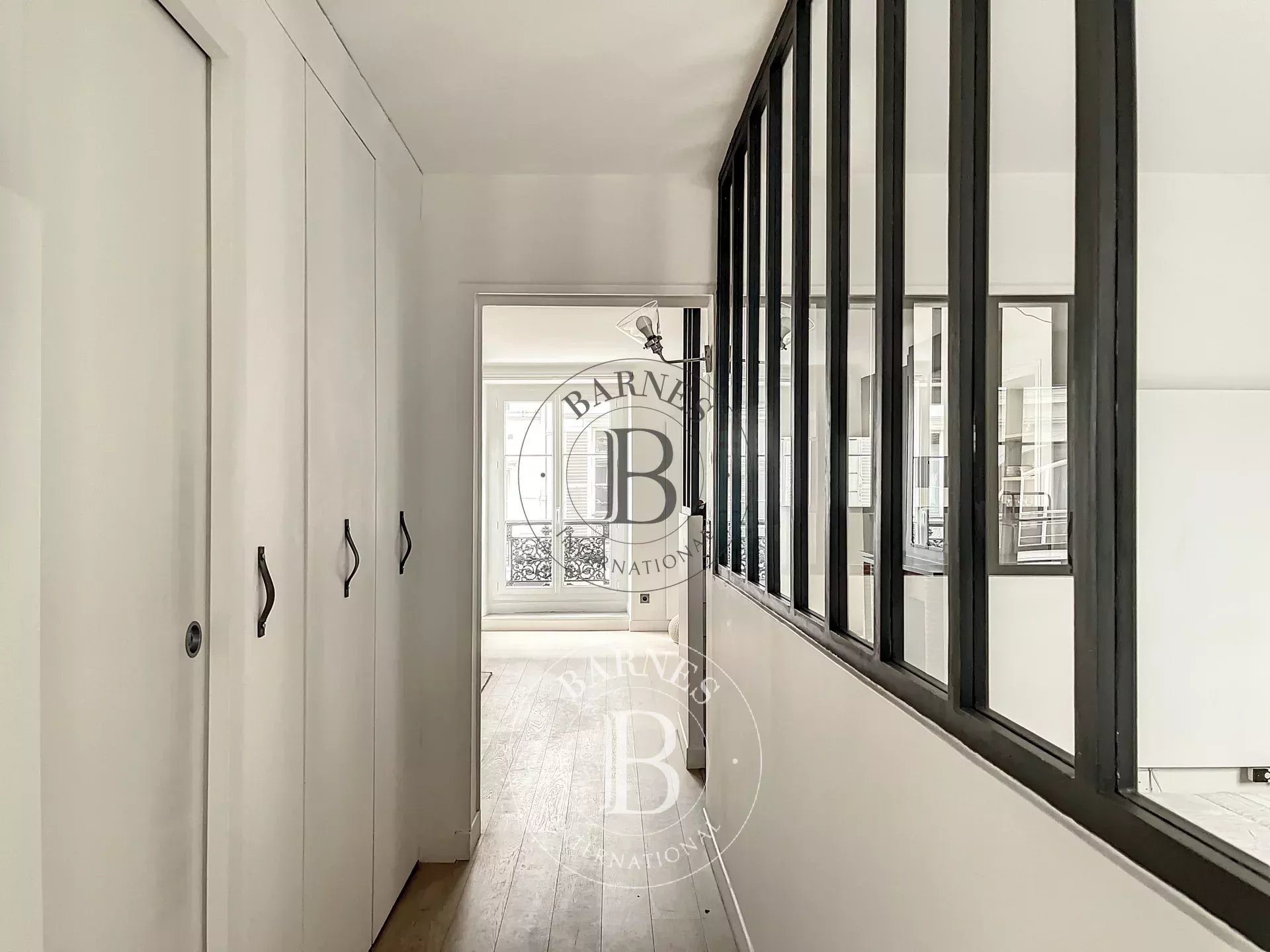 Daire Paris 8ème - picture 8