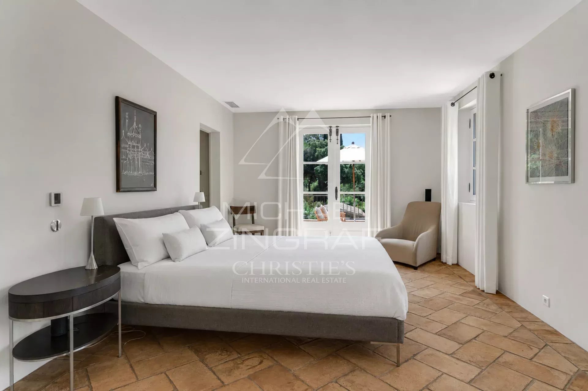 4 Bedroom Villa/Townhouse's Image 7