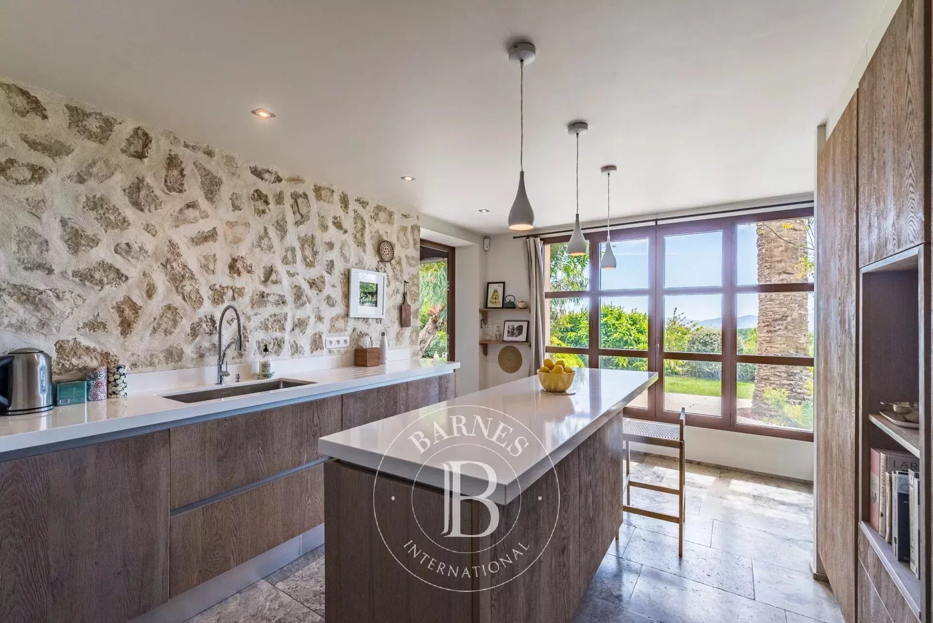 Chateauneuf-Grasse, contemporary Mas with sea view, 5 bedrooms - picture 19