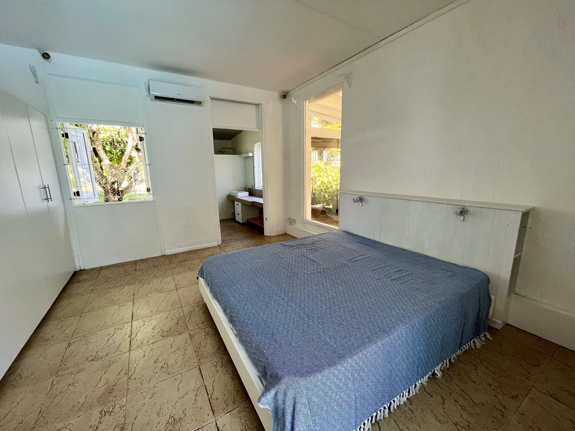 Ev Roches Noires - picture 7