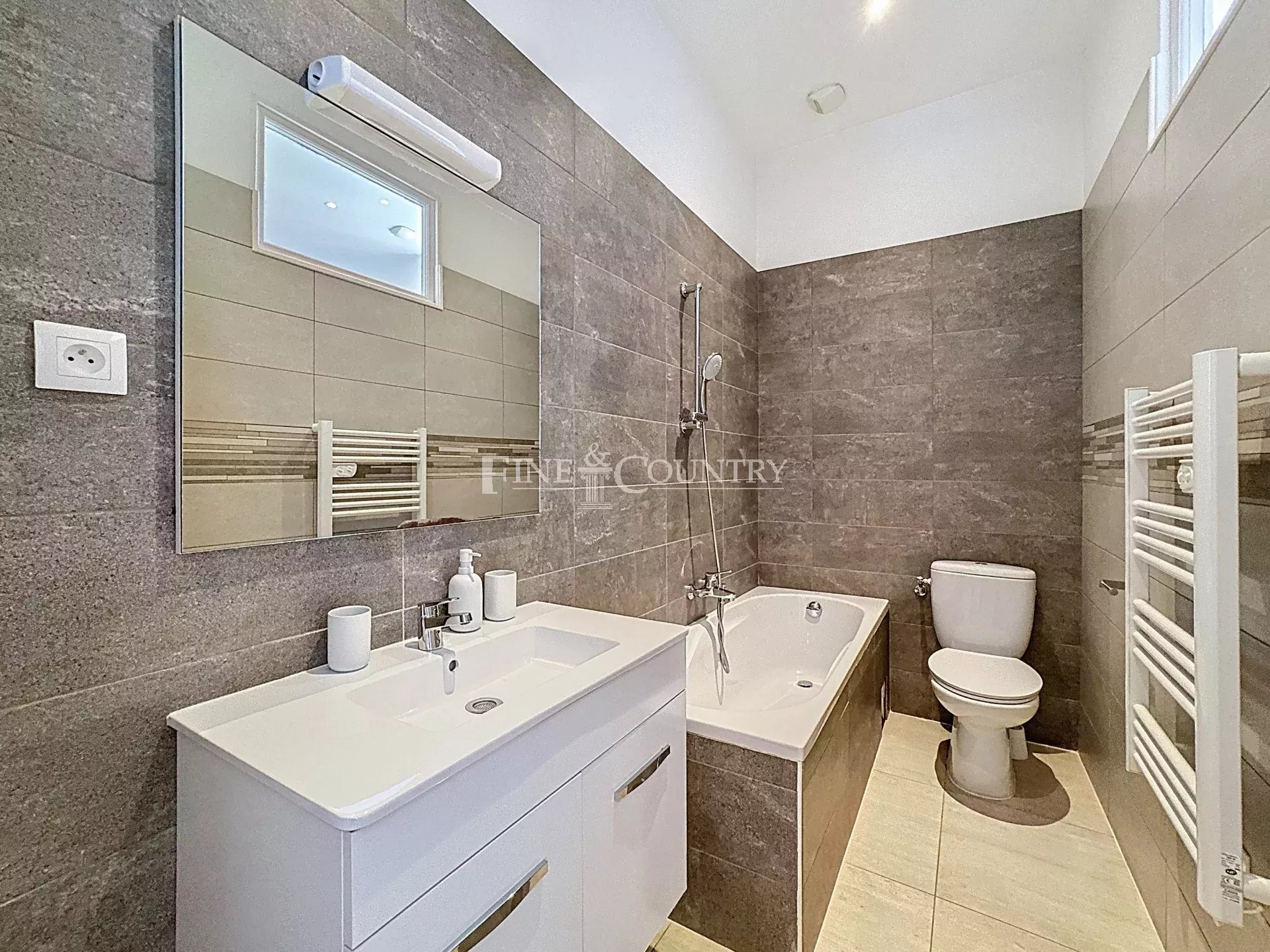 Photo of Apartment for sale in Petit Juas, Cannes