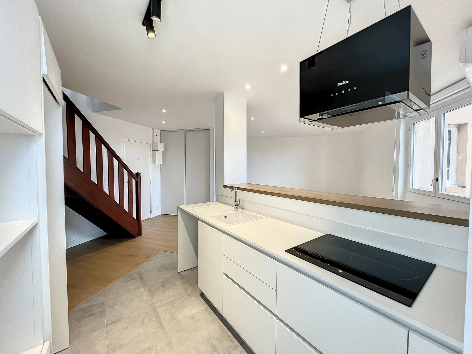 Agence immobilière de 