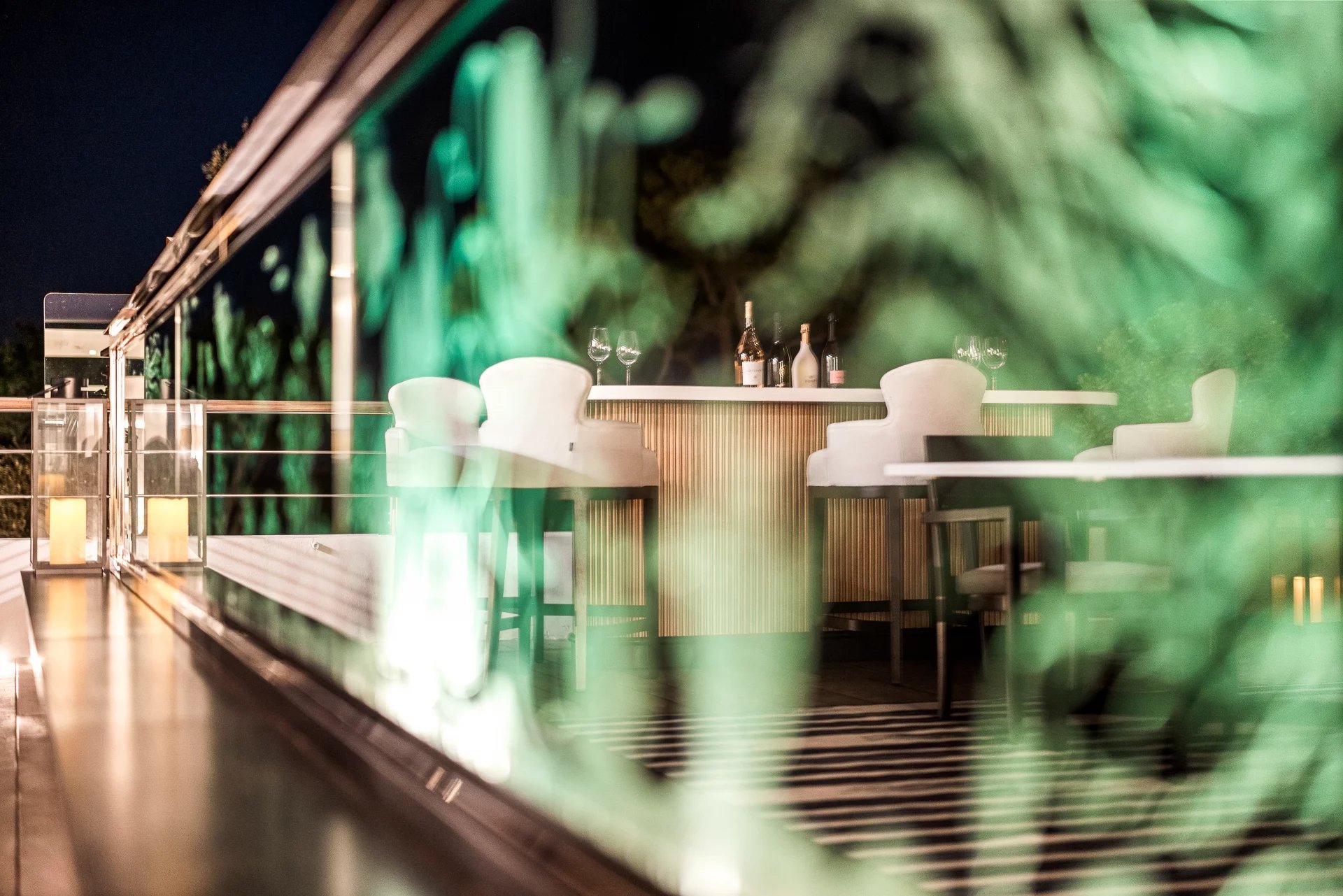 Contemporary 5-bedroom villa with panoramic view