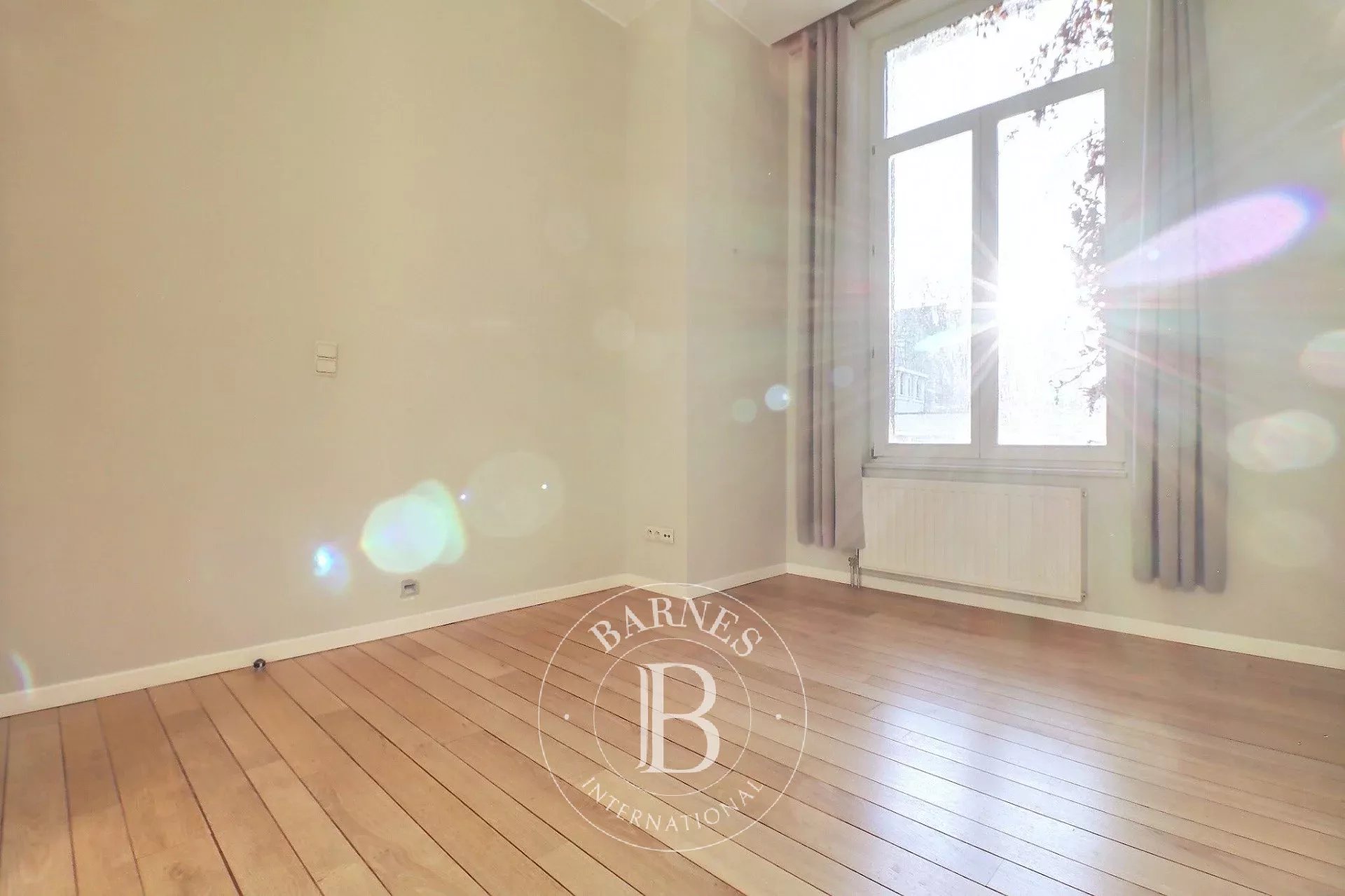 Daire Saint-Gilles - picture 10