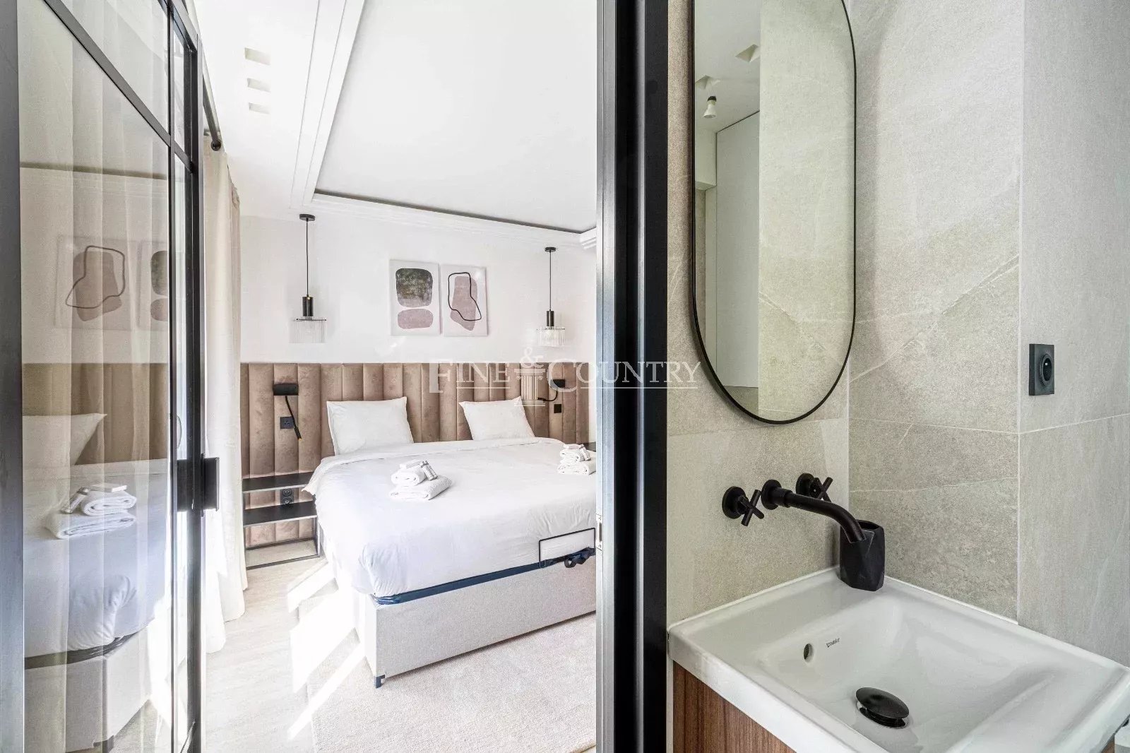 Photo of Luxury Renovated Apartment for Sale – Cannes Croisette