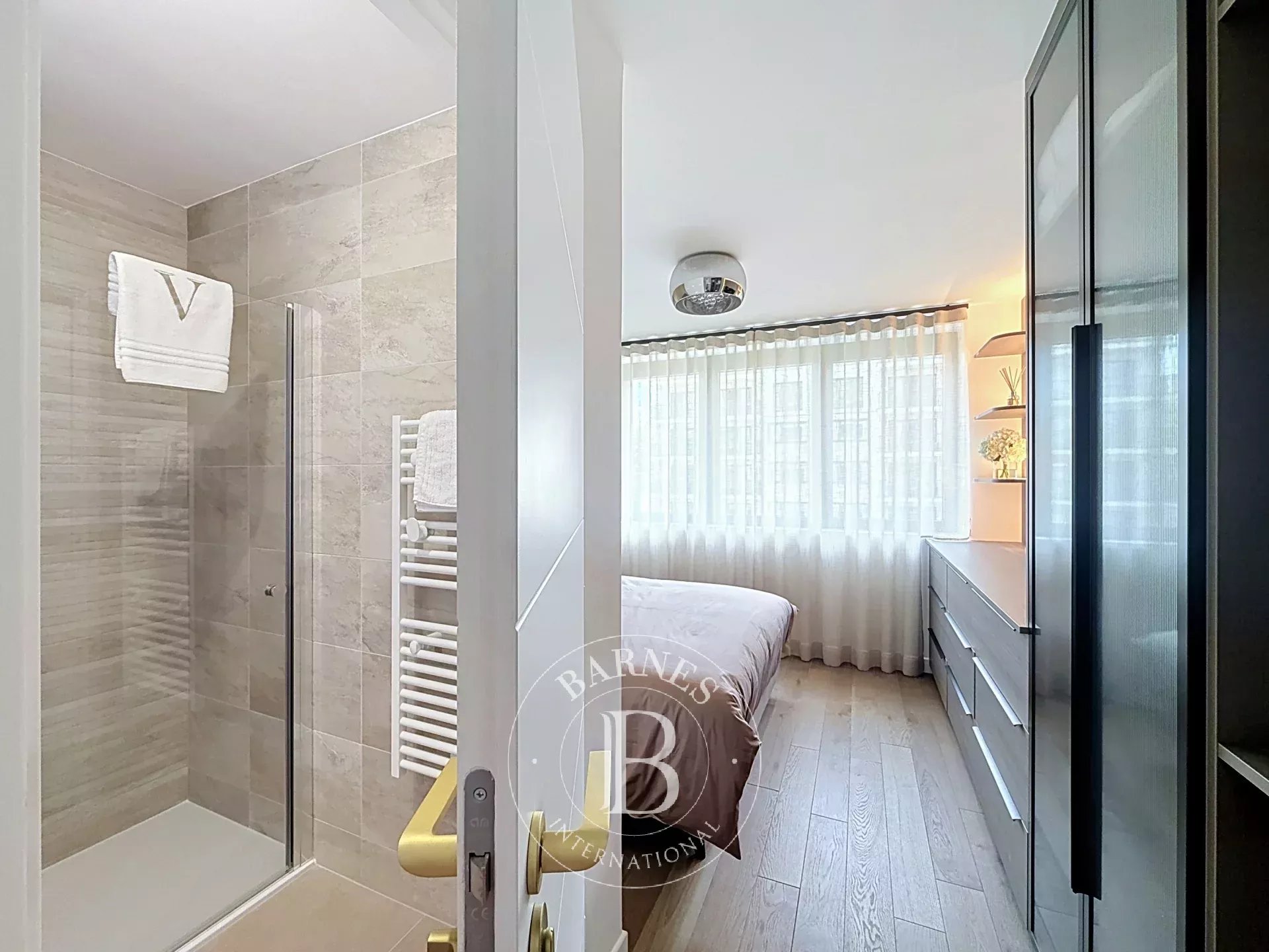 Neuilly-sur-Seine  - Piso 5 Cuartos 4 Habitaciones - picture 8