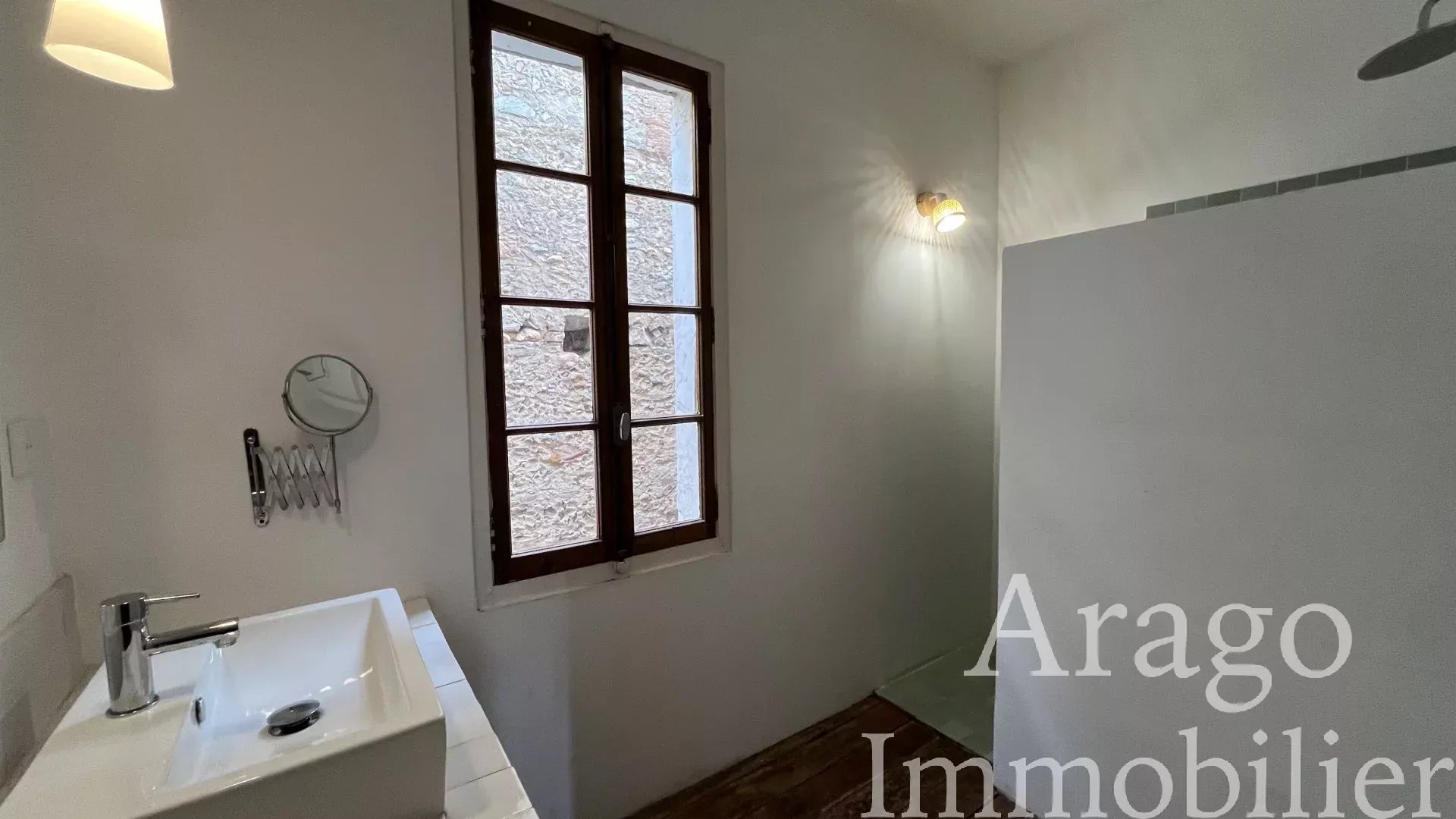 Grande maison à vendre à Claira
