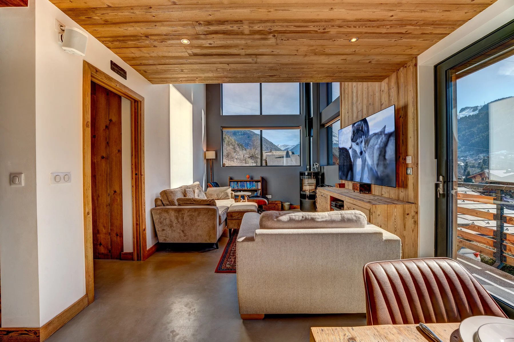 Photo of MORZINE - Modern 6 bedroom chalet in Montriond
