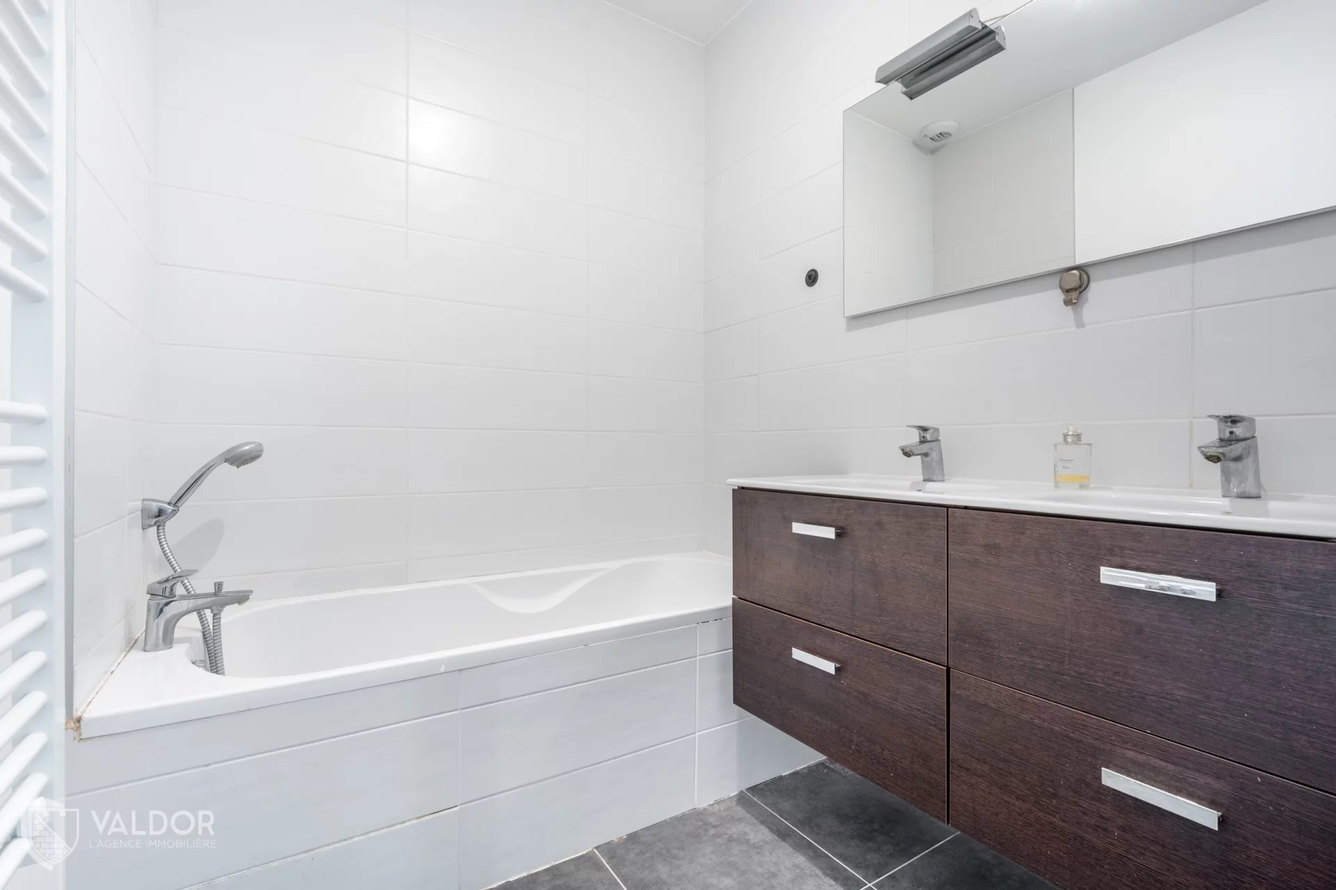 Maison jumelée de 86 m² de type T4 avec jardin