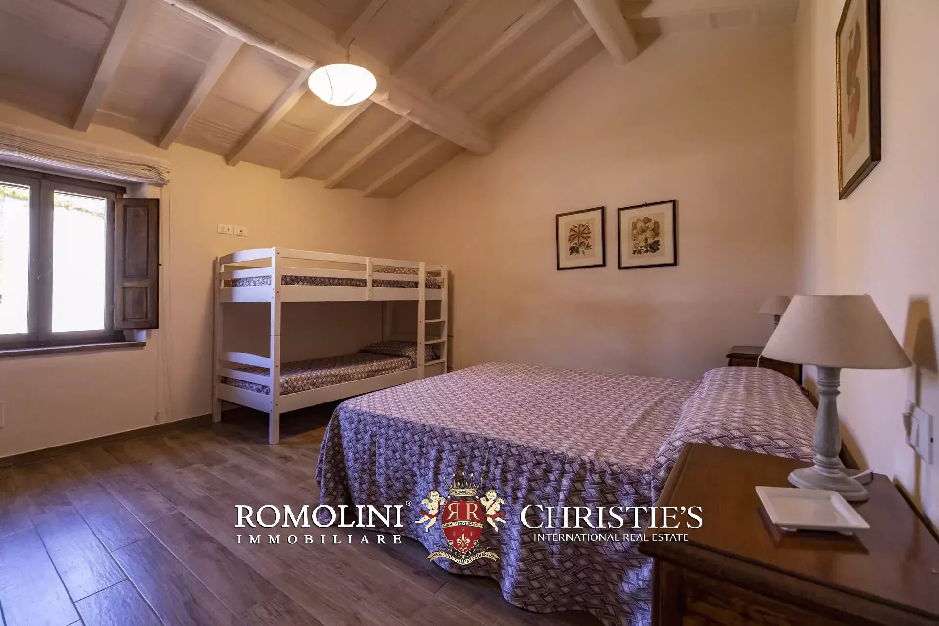 18 Bedroom Villa/Townhouse's Image 61