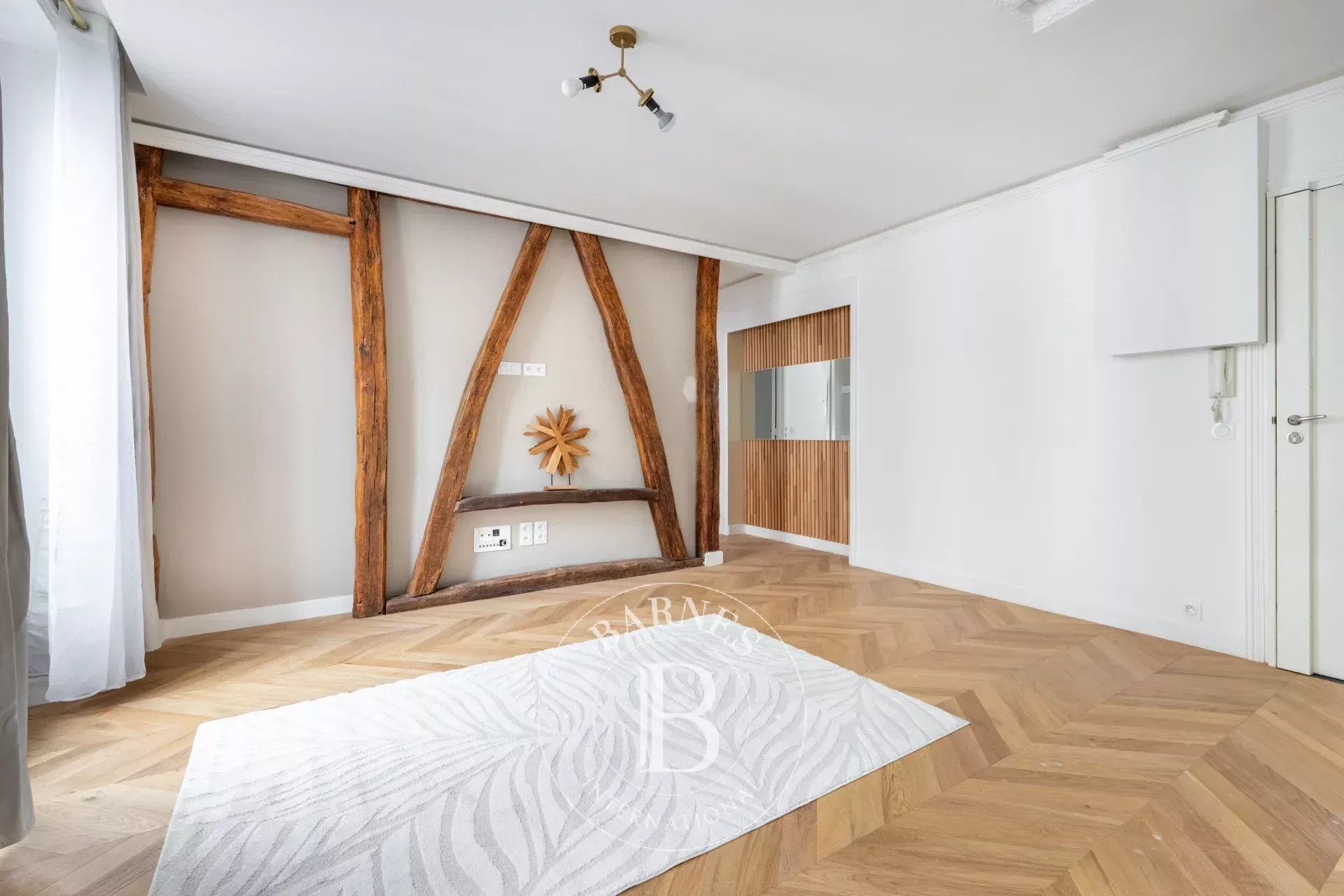 Daire Paris 4ème - picture 10