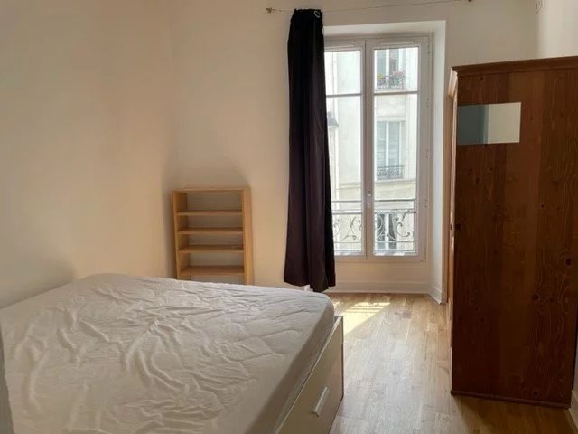 Paris 18ème, rue  Feutrier Appartement T3, 60m²