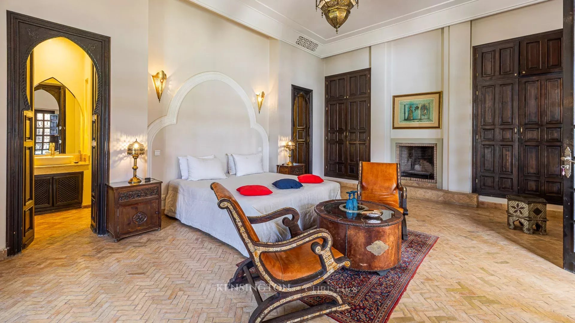 11 Bedroom Villa/Townhouse's Image 14