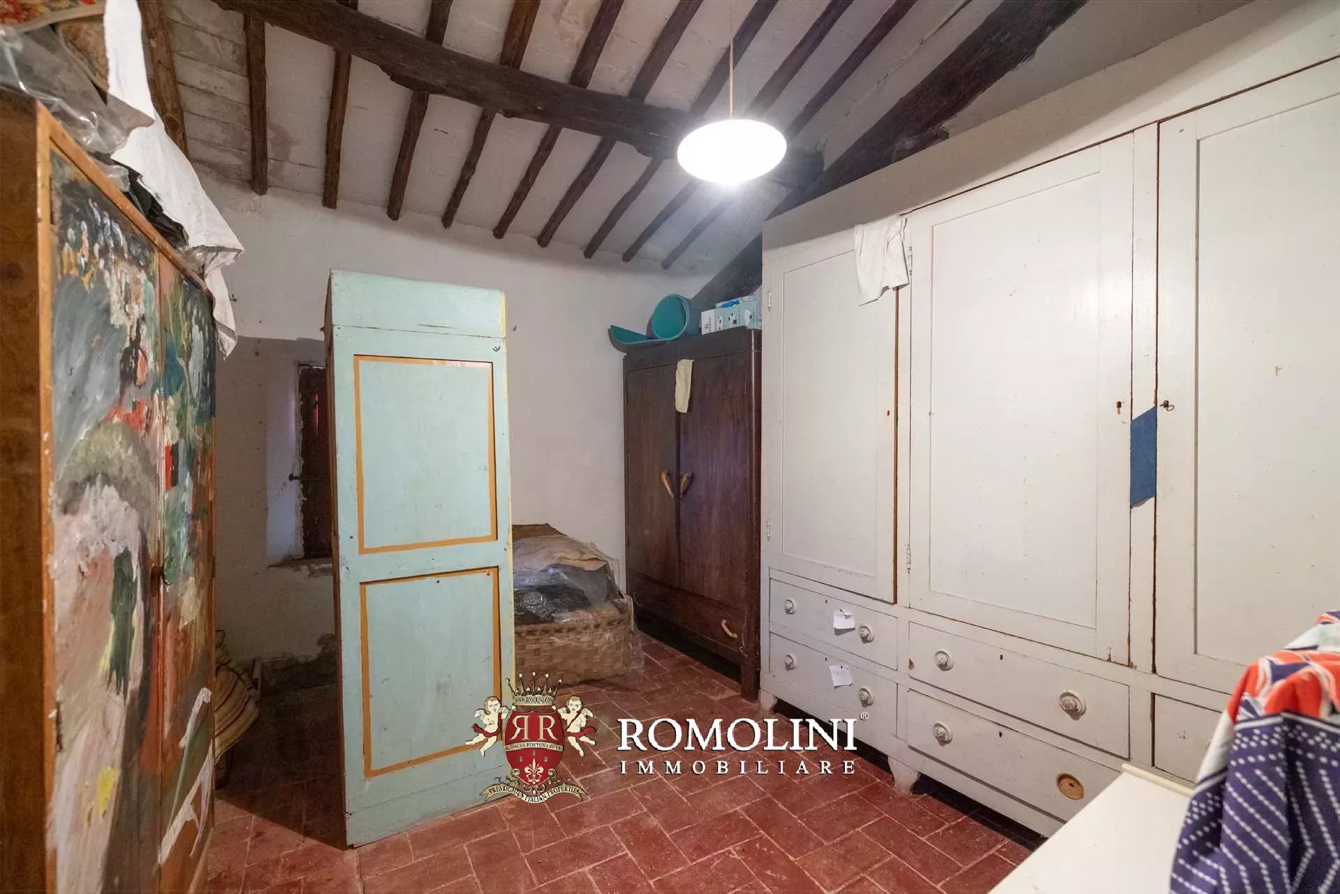 6 Bedroom Villa/Townhouse's Image 33