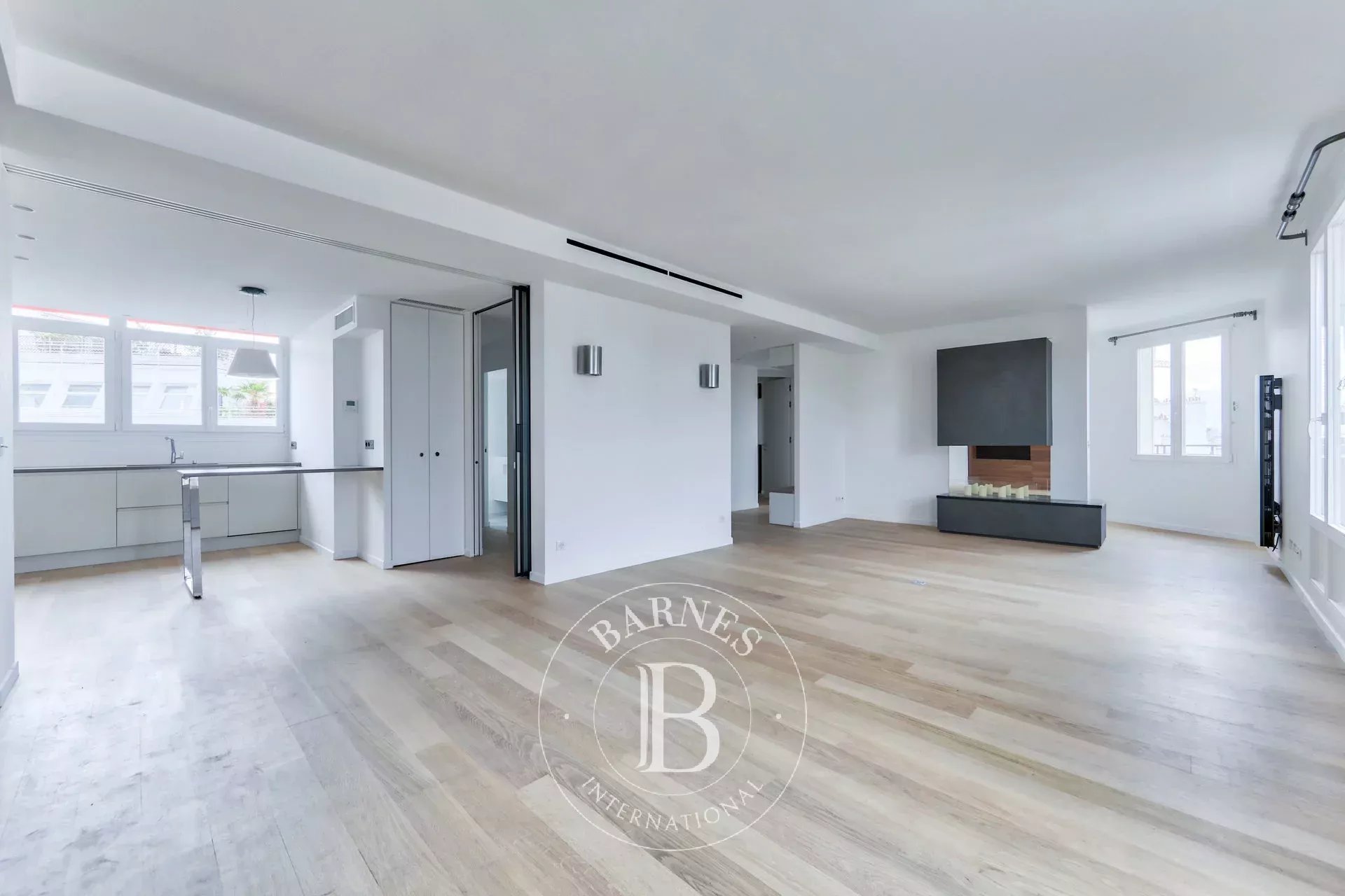 Daire Paris 8ème - picture 9