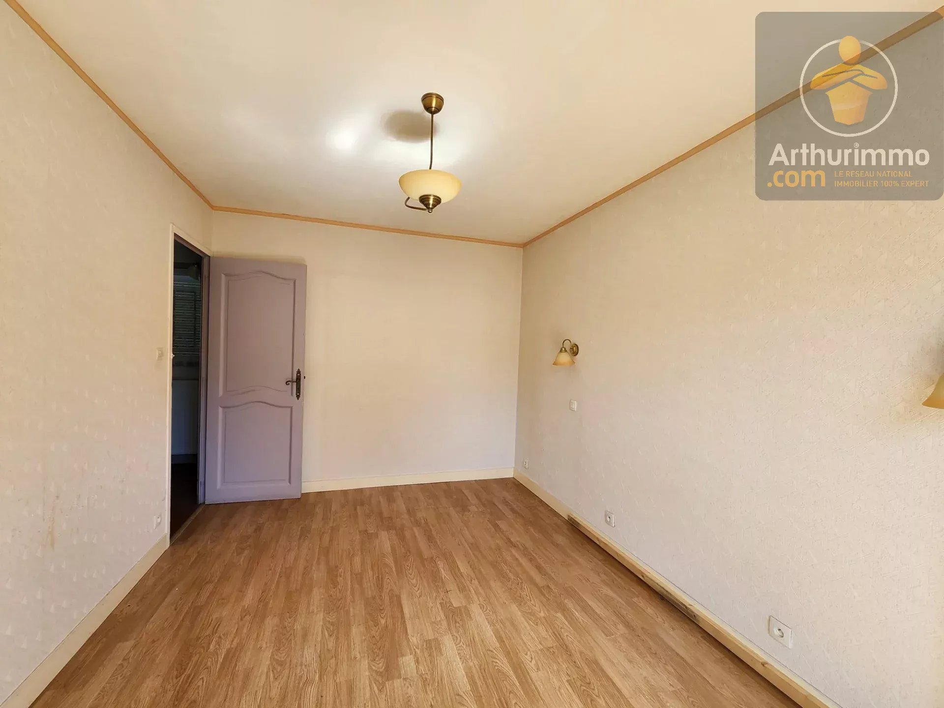 À Vendre : Maison T4 Charmante et Lumineuse avec Jardin et garage 83m² Beaugency — photo 7