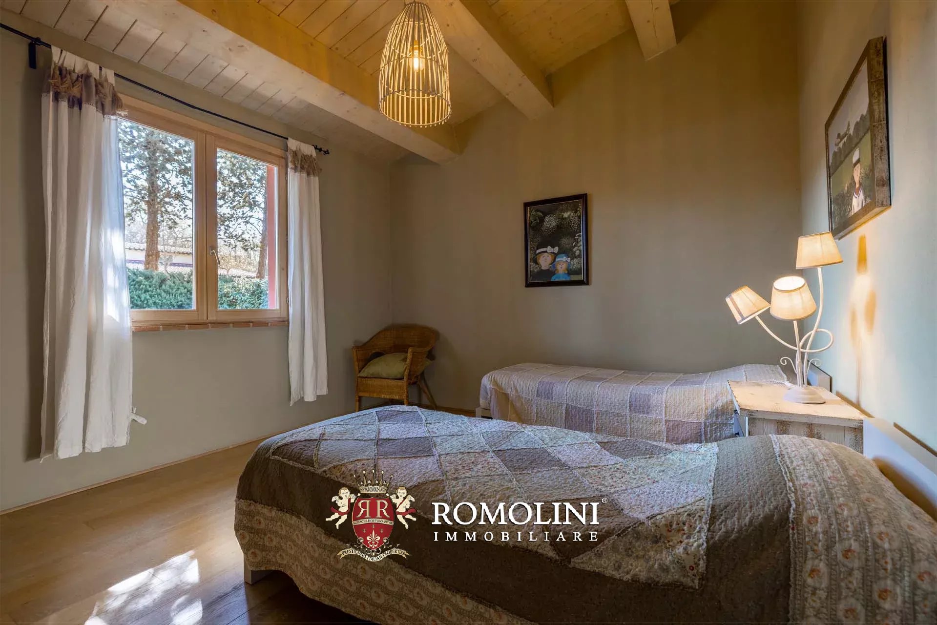 LUXUSANLAGE MIT 19 WOHNUNGEN IN DER TOSKANA, VAL D'ORCIA