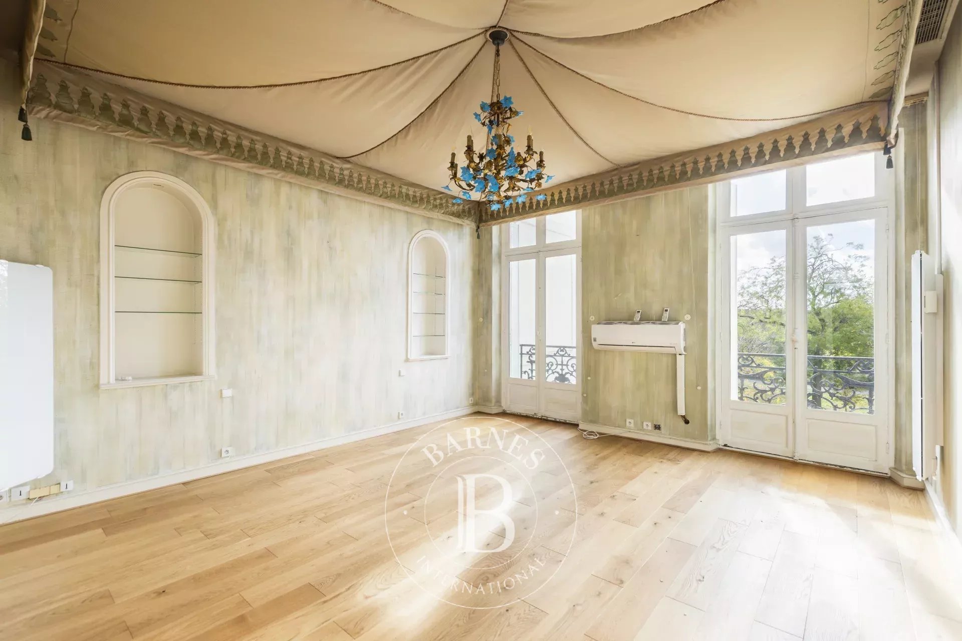 Konak Neuilly-sur-Seine - picture 11